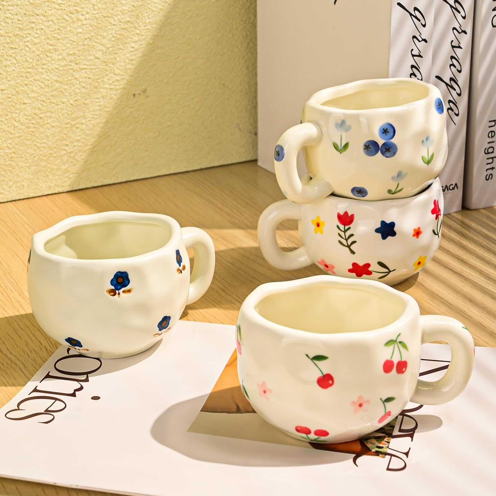 Lot de 4 tasses à café en céramique peintes à la main - Motif floral mignon - Pour le bureau et la maison - Tasse à thé vintage pour cappuccino, cacao, expresso - Passe au micro-ondes - 290