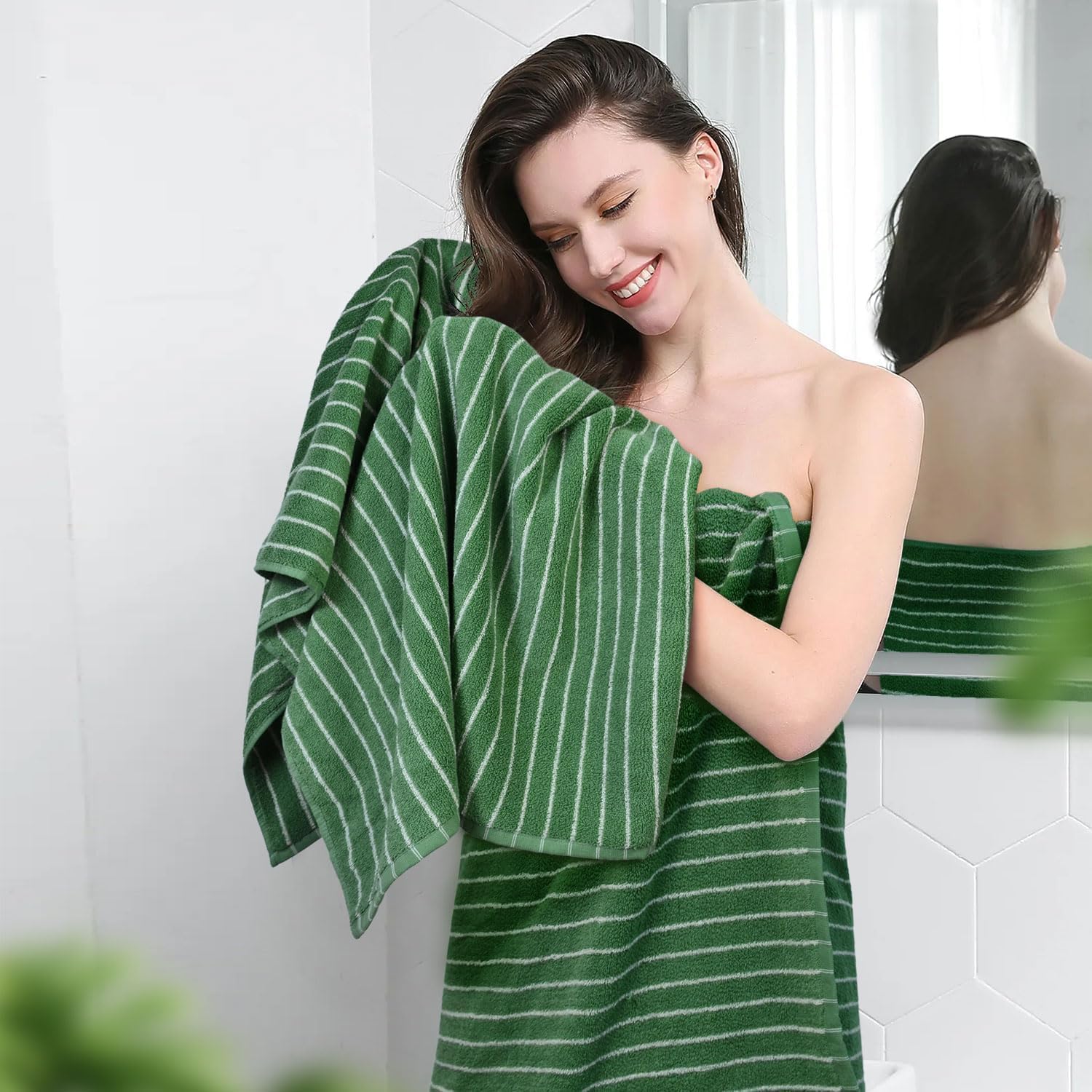 Jacquotha Bath Towels 2 Pack, Lighter & Quick Dry Towels Large 27.5 x 55 inches, Luxury Terry Cotton Towels for Bathroom Beach Swim, Forest Green & White Striped - Image 4