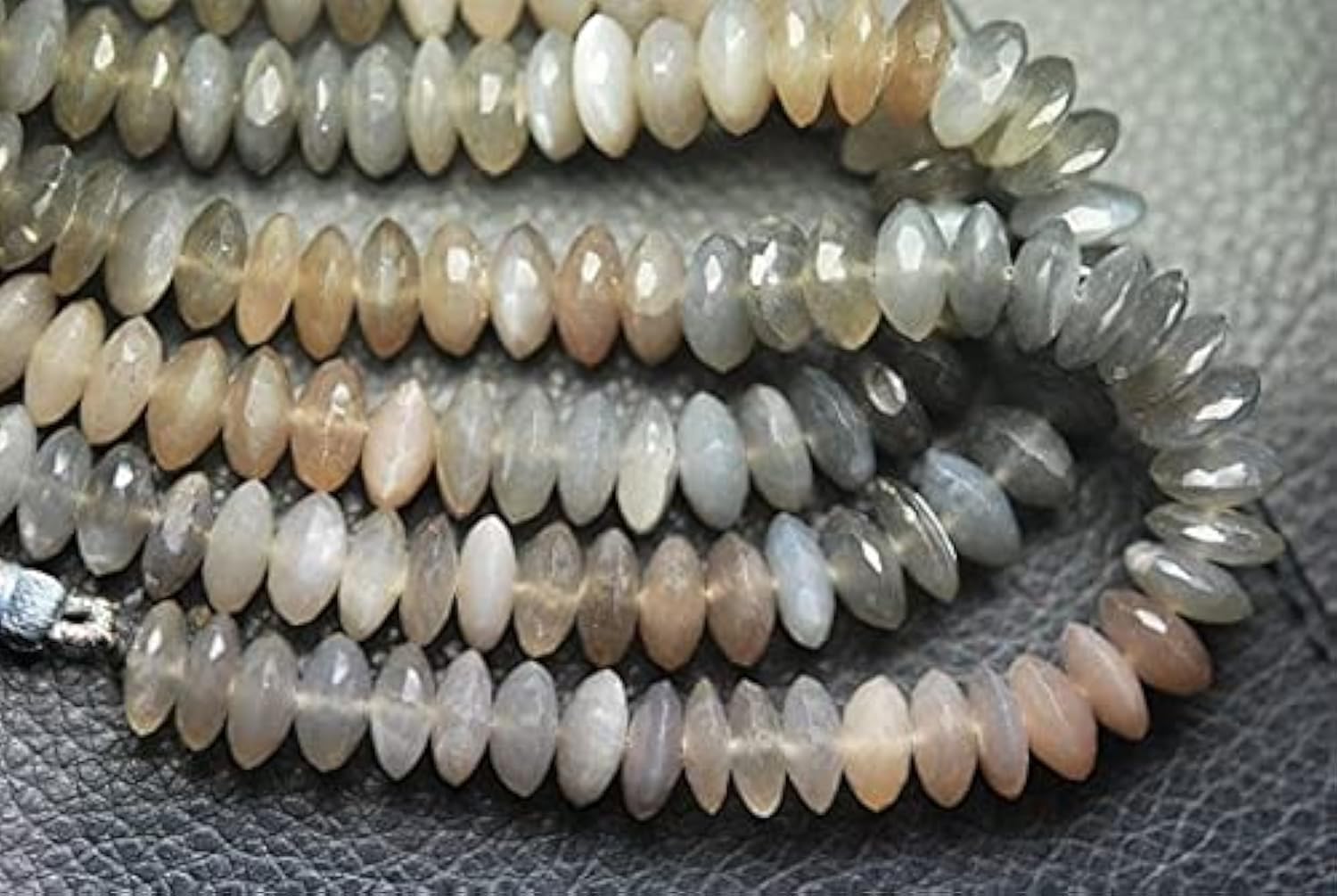 Perles pierre de lune facettées rondelles 8-9mm pour création de bijoux DIY