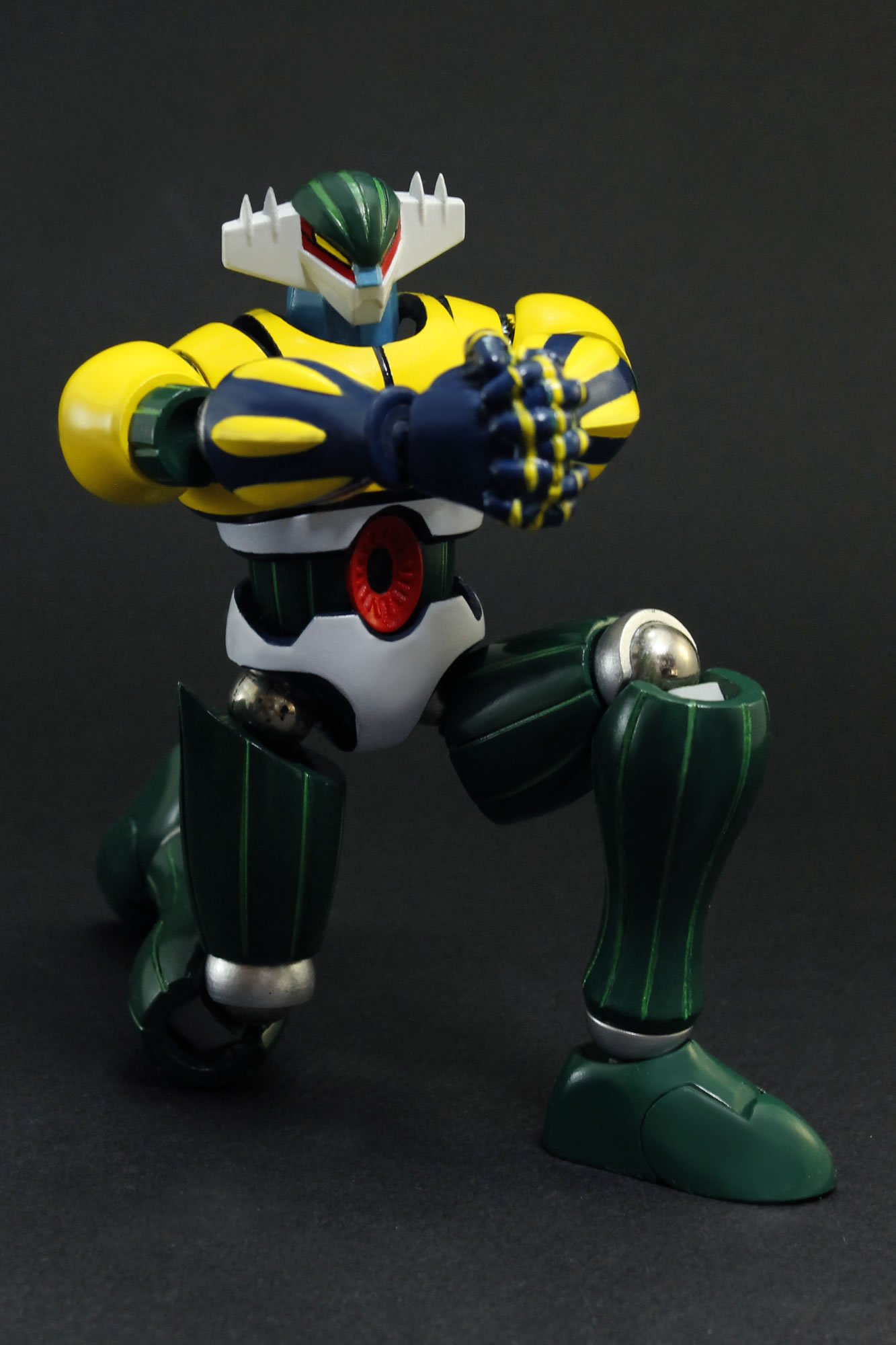 鋼鉄ジーグ KOTETSU JEEG ダイナマイトアクション　No.20 Amazon.co.jp: ダイナマイトアクション! No.20 鋼鉄ジーグ 鋼鉄
