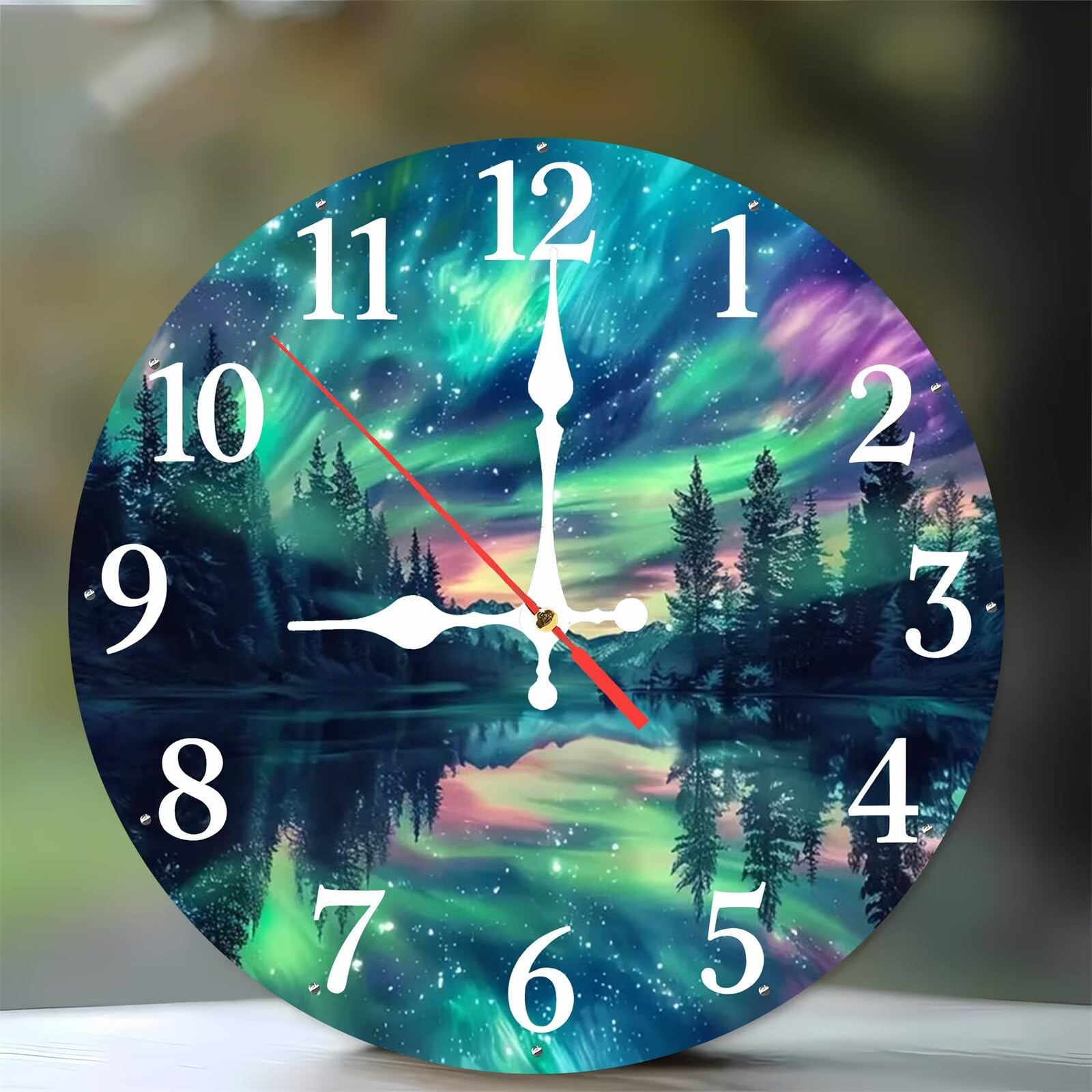Horloge murale en bois motif aurore pour un intérieur apaisant