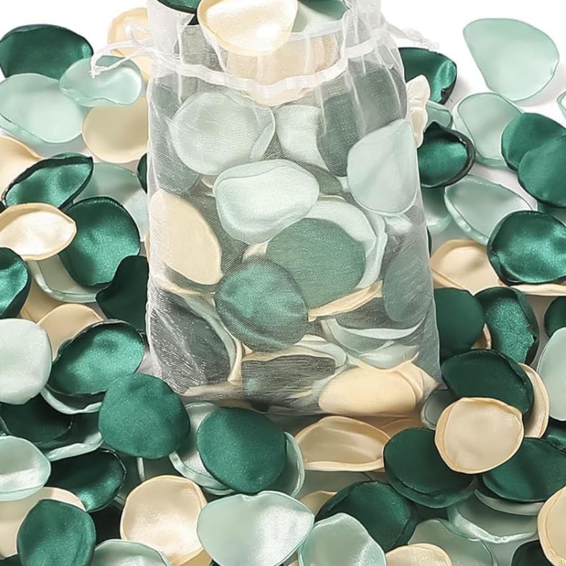 200Pcs Silk Rose Petals Large Artificial Scatter Flower Petals with Gift Box for Bridal Shower Romantic Night Wedding Aisle Reception Table Centerpieces Decor - Image 6