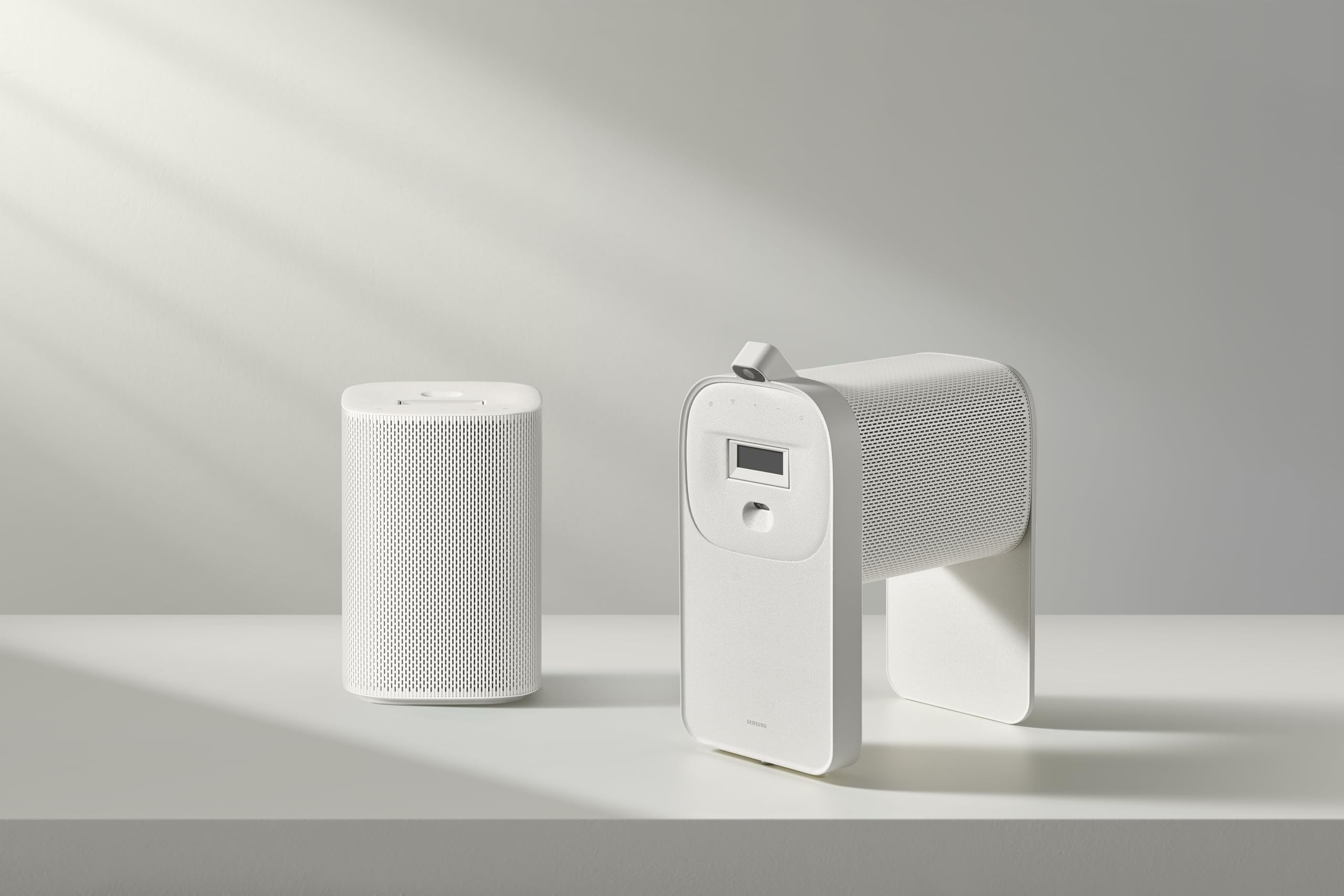 Samsung Premiere LPF5 Full HD Touch Interaction, Triple Laser, Quantum HDR, Ultra-Short Throw Projector (SP-LPF5DSAXXZC) -[Canada Version] (2025) Product Image 1