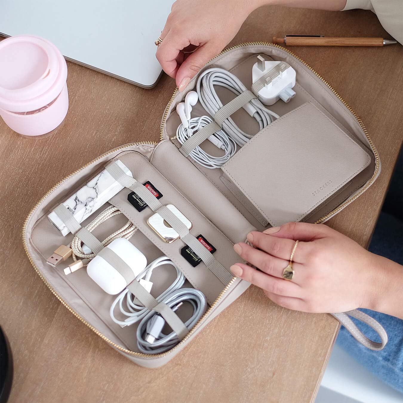 Stackers Taupe Cable Tidy Bag, 15 x 20 x 6 cm - Image 3