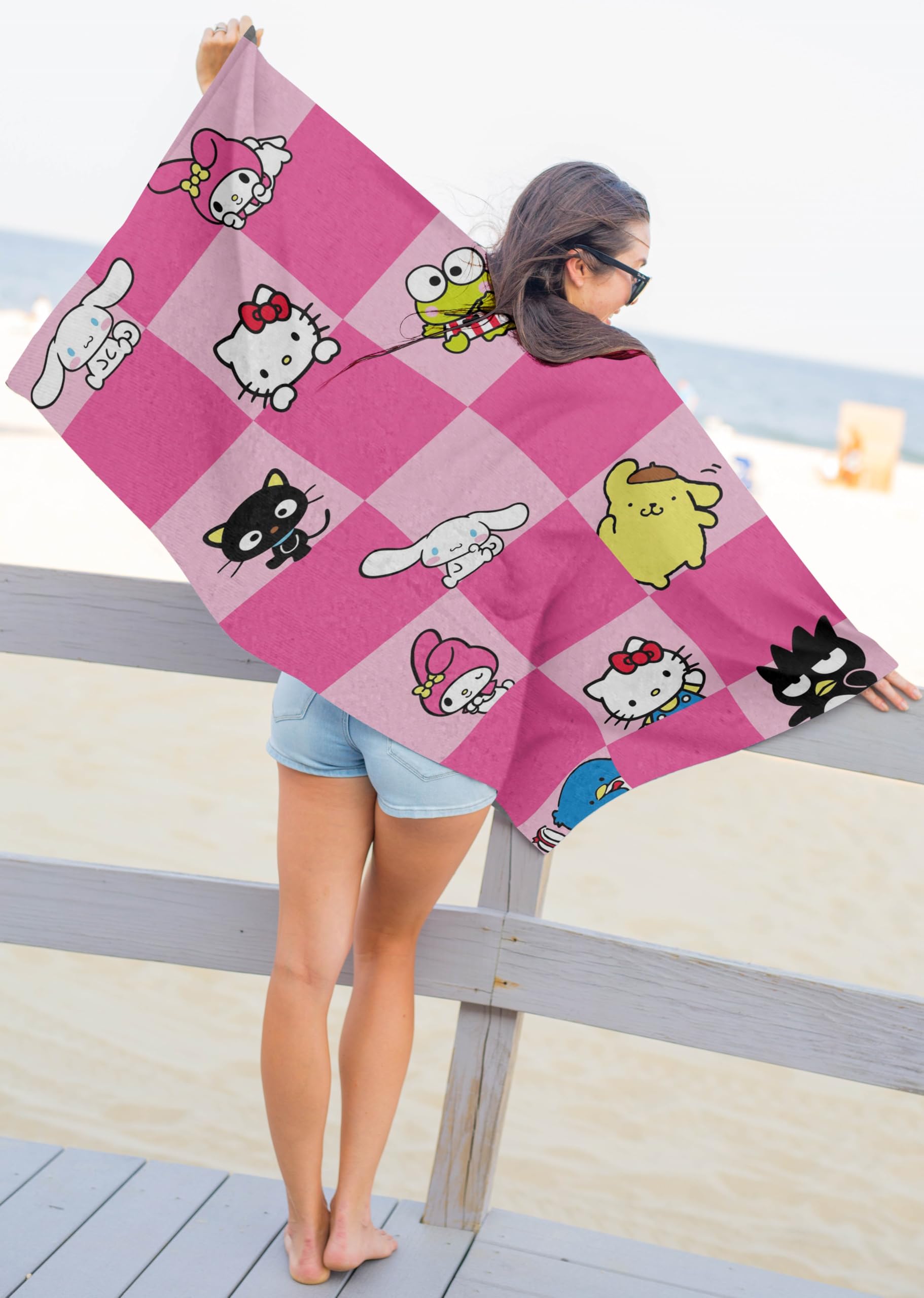 Hello Kitty ビーチタオル Amazon.com: Jay Franco Hello Kitty Bath Pool Beach Towel