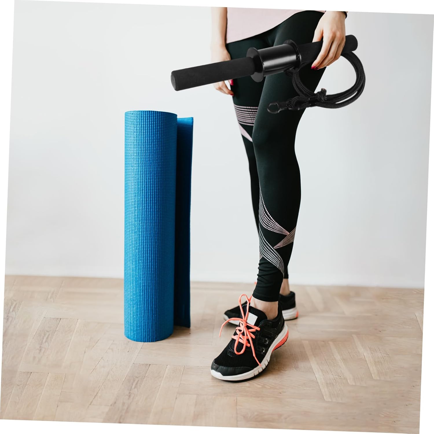 UPKOCH Hand Grip Strength Trainer Wrist Roller Forearm and Wrist Tool Fitness Equipment Home Use