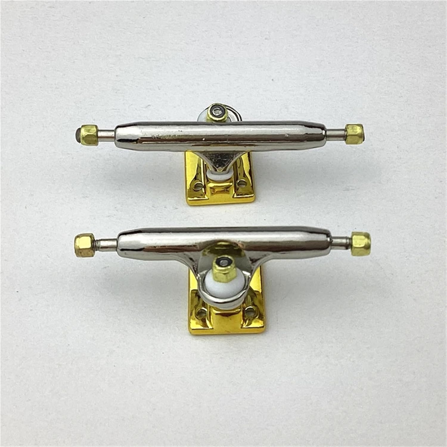34mm Solid Finger Skateboard Trucks Axle with Lock Nuts(Gold)