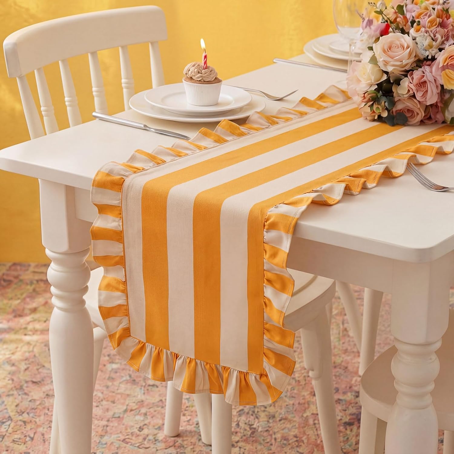 HunnmingRe Ruffle Edge Striped Table Runner 118 x 15.7 Inch Scalloped Table Cover Farmhouse Linen-Cotton Blend Fabric Tabletop Decor for Home Kitchen Dinner Wedding Bridal Shower Party