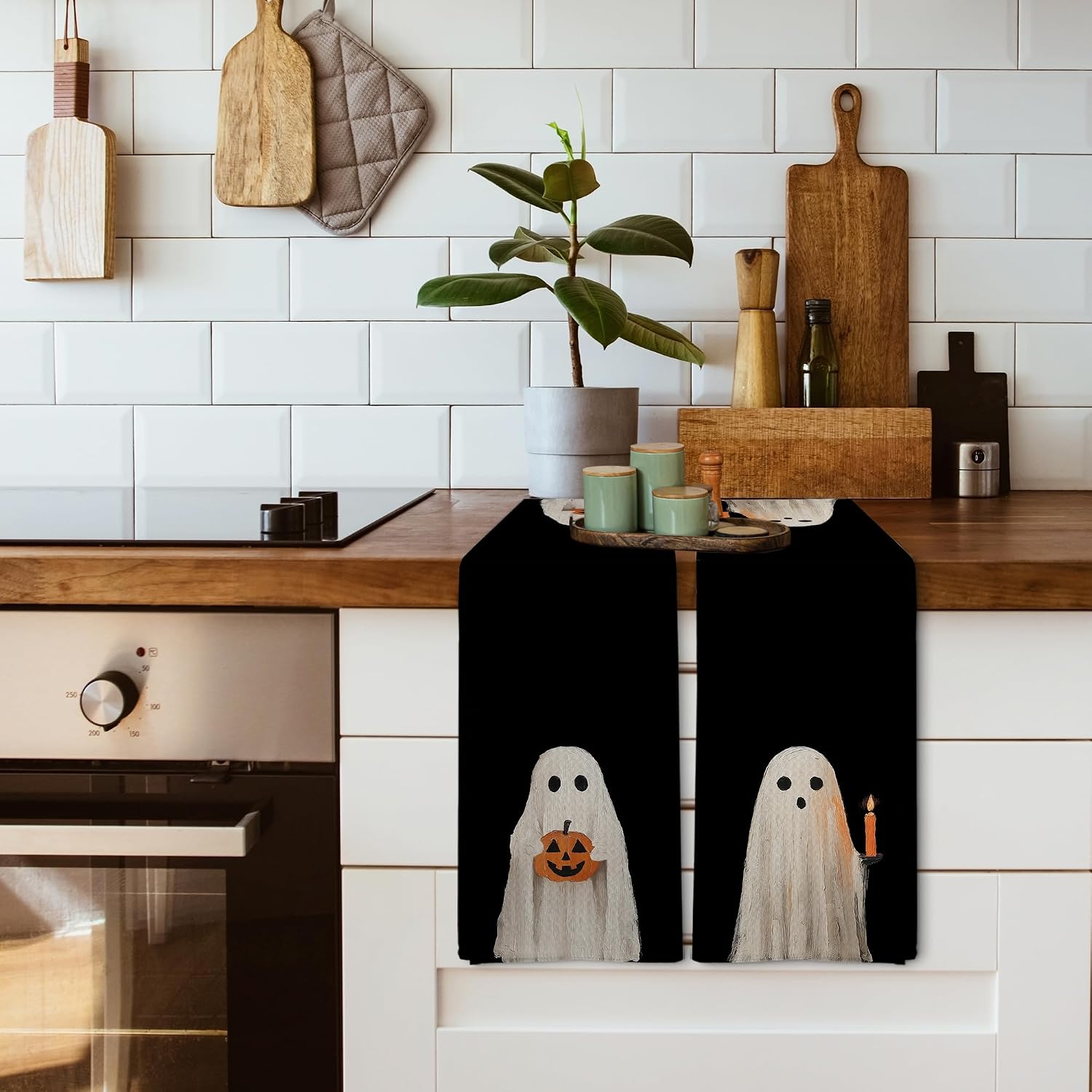 Cute Ghost Halloween Pumpkin Fall Kitchen Towels and Dishcloths Sets of 2, Black Aesthetic Ghost Halloween Bathroom Kitchen Accessories Home Decorations Decor Dish Hand Tea Towels, 16x24 Inch