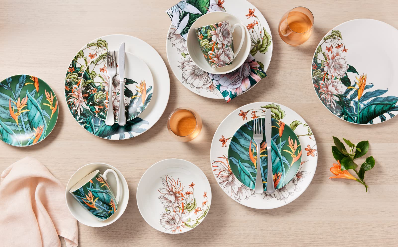 Maxwell & Williams DR0464 Night Garden serveerschaal van Maxwell & Williams DR0464 Night Garden serveerschaal van