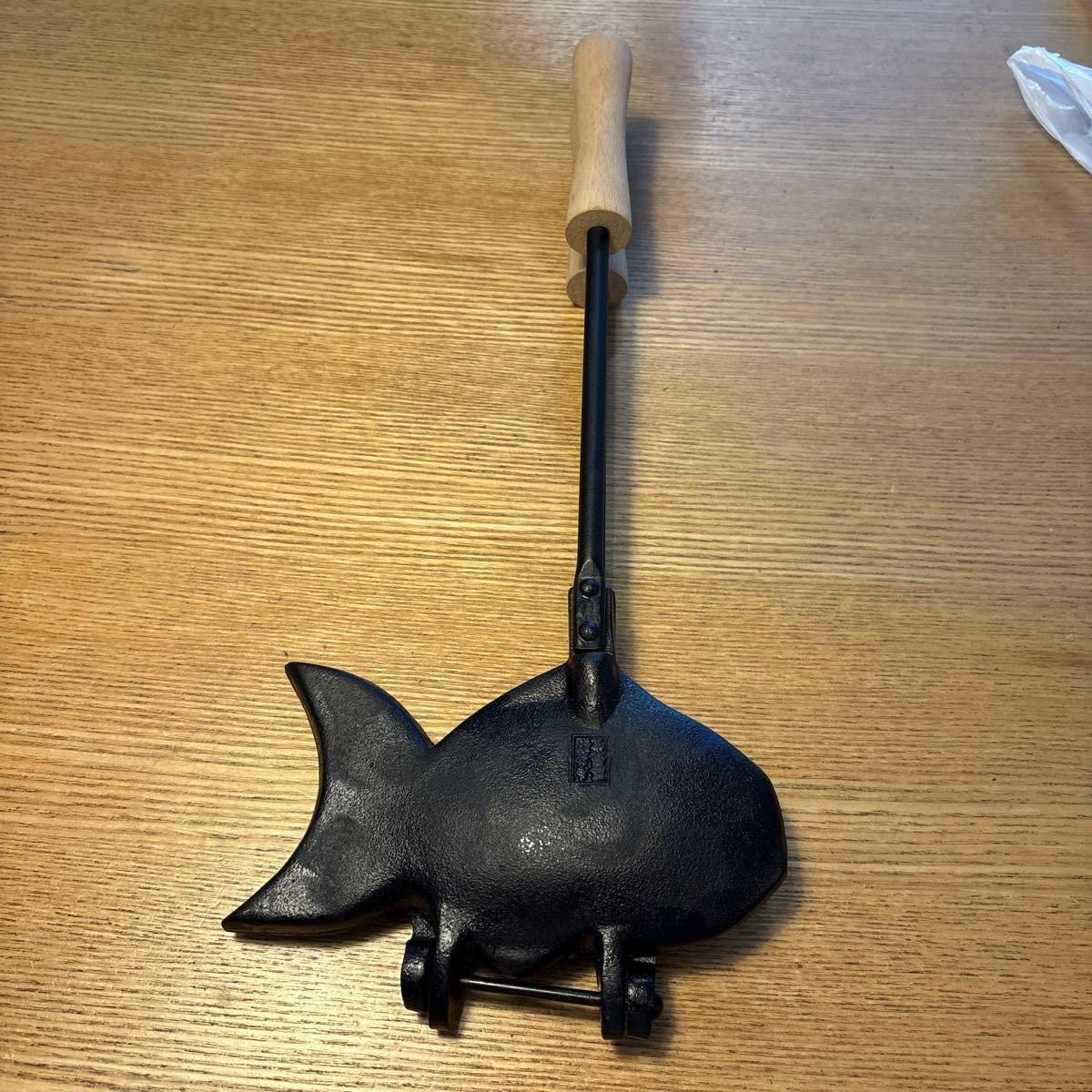 【美品】盛栄堂 たい焼き器 一丁焼き 南部鉄器　廃番品　希少 Amazon.co.jp: 盛栄堂 たい焼き器 一丁焼き 南部鉄器 廃番品 : ホーム