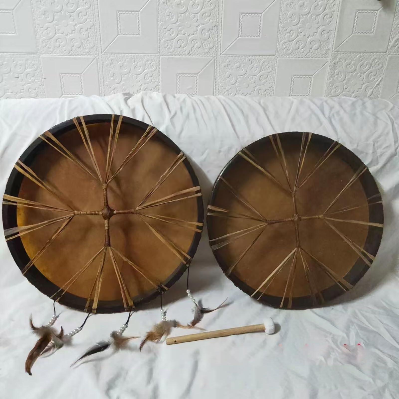 Tambour Chamanique en Peau de Mouton avec Baguettes - Sac pour Guérison par la Musique, Alchimie Voix Basse Amérindien pour Méditation Yoga (40cm, Cross)