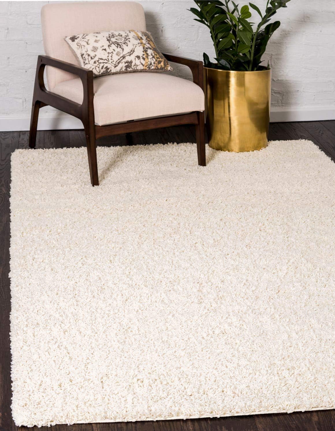 Solid Shag Collection Area Rug (6' 1" x 9' Rectangle, Pure Ivory)