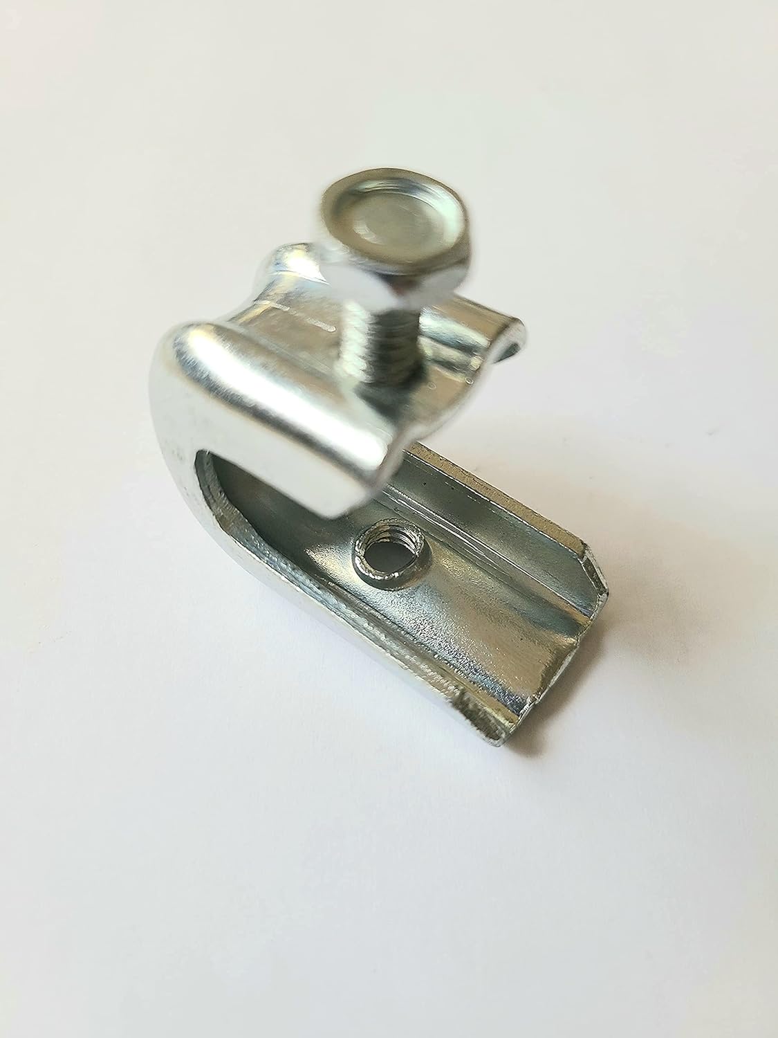 25 Pack 1/4 x 20 Beam Clamp x 75lb. Weight Load Rating. Made from 13 Gauge Steel with a 1/4-20 case Harden Cup Point Screw. Case Harden Screw Allows for Strong Grip into I Beam,