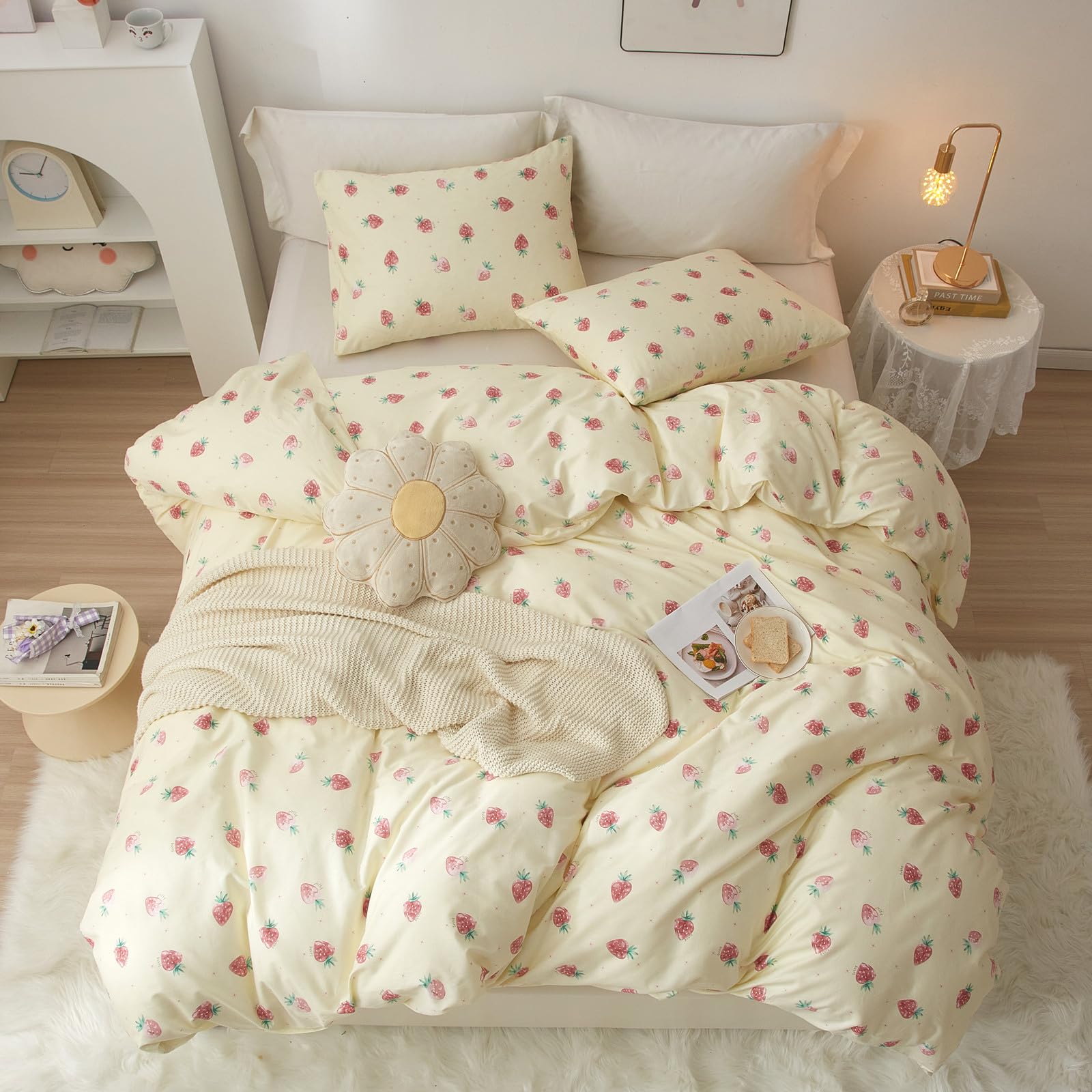 VM VOUGEMARKET Kids Duvet Cover Set Twin XL Kawaii Strawberry Duvet Cover with 2 Pillowcases 100% Cotton Fruit Comforter Cover with Zipper for Teen Girls Room Decor-68x90 Inch