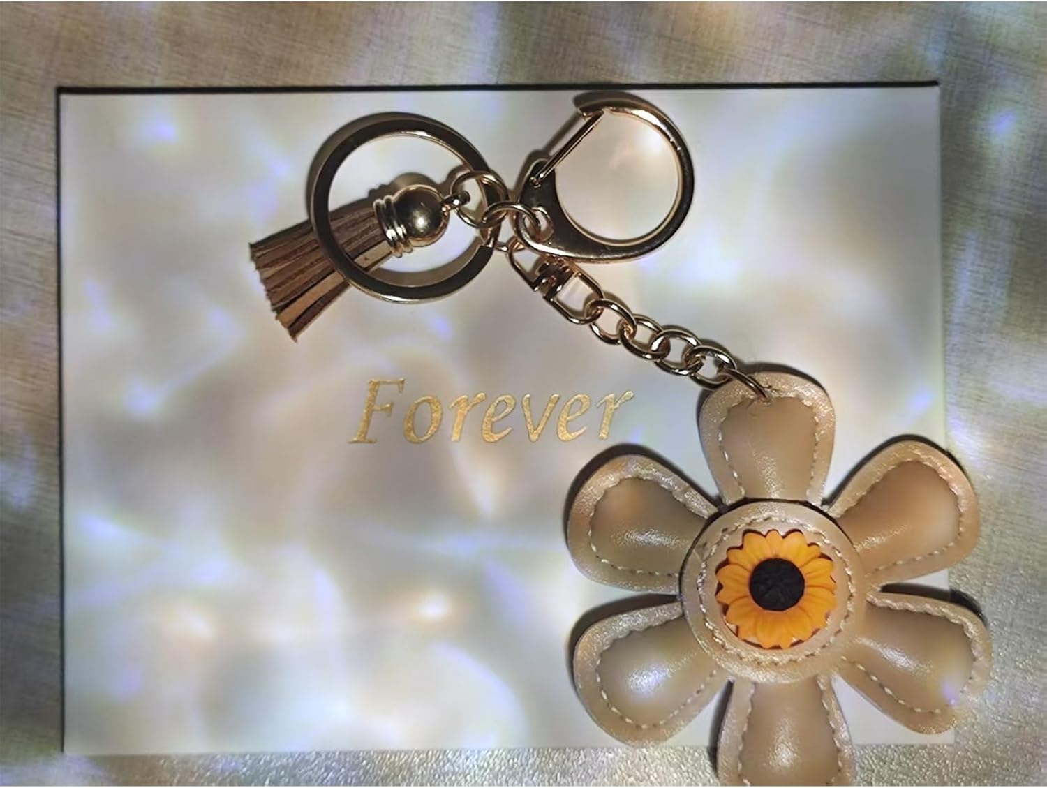 Women's Leather Bag Accessories Handmade Leather Small Flower Key Chain Suitable for Handbags Wallets - Image 6