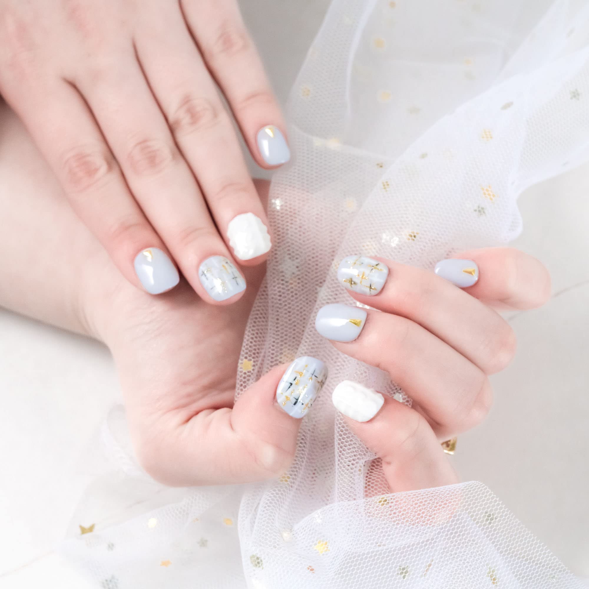 Daily Charme Gel Nail Extension Tips (Coffin Medium, Black & White) 550 pcs, 10 sizes, Pre-shaped Extension Tips, False Nails Gel Tips for Gel Nail Polish Soak Off, Easy DIY Press On Nails