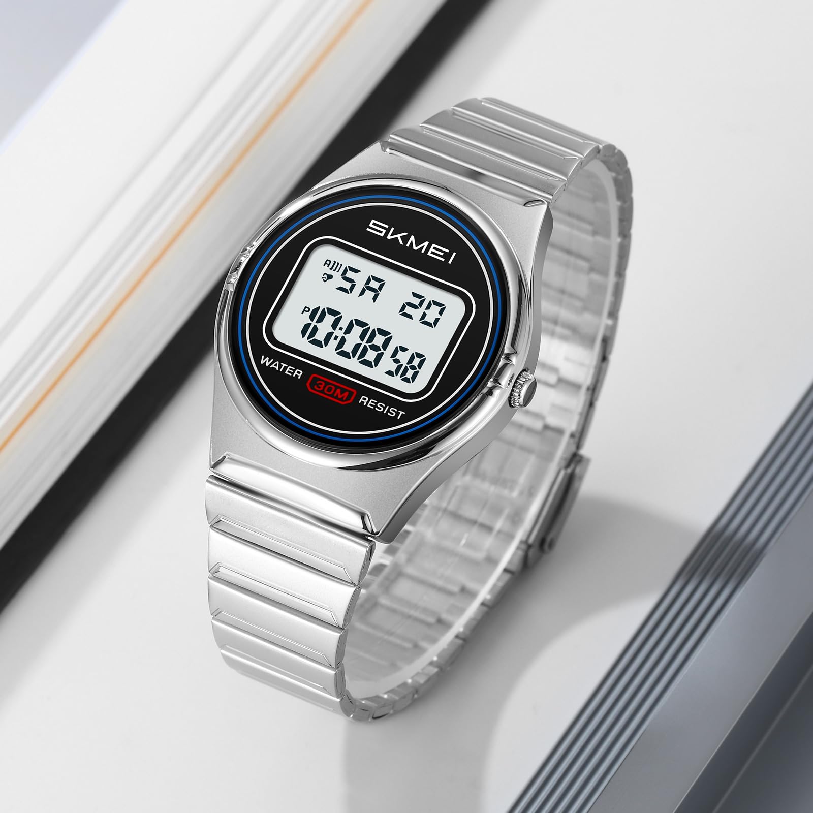 Gosasa Reloj digital retro ultrafino para hombre y mujer, resistente al agua, acero inoxidable 30 m, reloj de cuarzo informal con retroiluminación LED, alarma, cronómetro