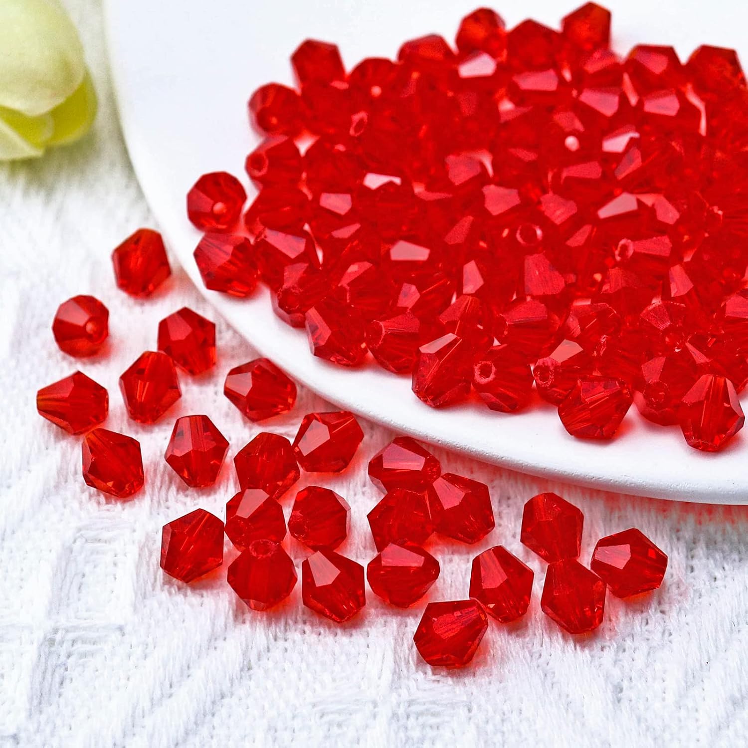 Dowarm 8MM Crystal Glass Beads, 100PCS Red/Siam Bicone Beads for Jewelry Making, Craft, Bracelet, Necklace, Dolls, Suncatcher