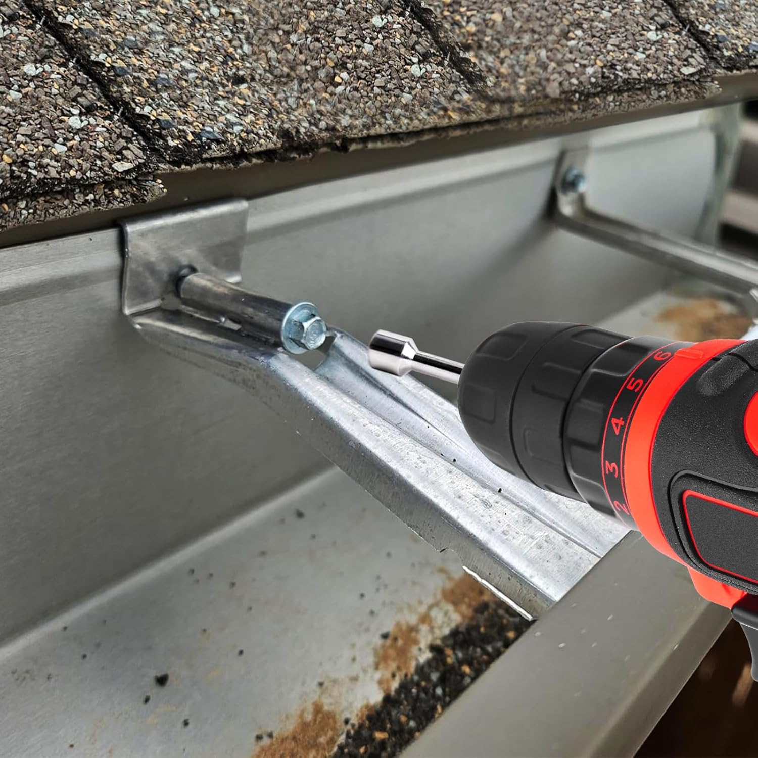 Quick Screw Gutter Hangers 5 Inch- 100 Pack Gutter Support Bracket Hidden Gutter Hanger with Screw Gutter Clip Gutter Hook Fix Sagging Rain Gutters