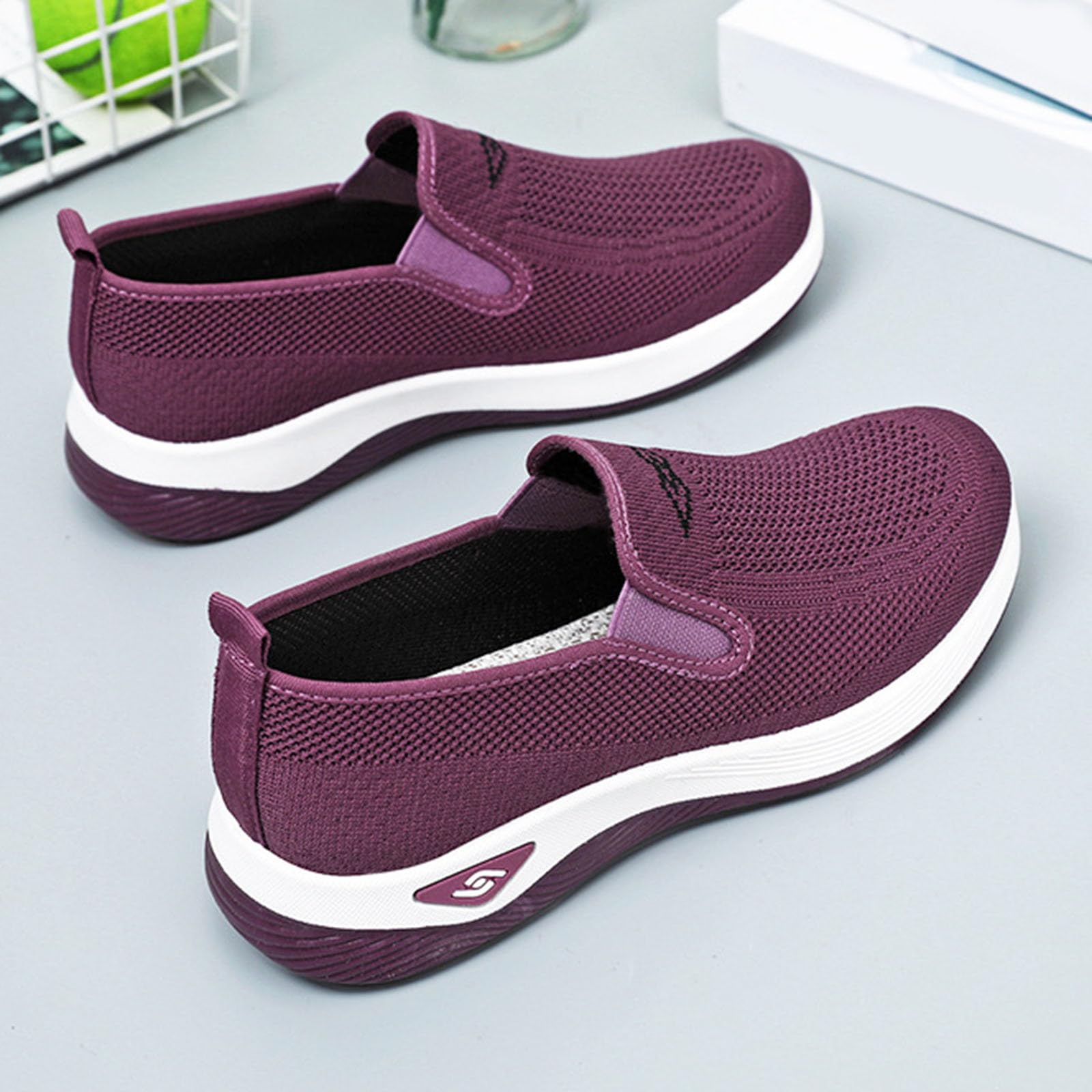 Zapatos cómodos para mujer, zapatos para caminar del Reino Unido para mujer, espuma para caminar, deslizarse en las manos, tenis ortopédicos con soporte de arco, zapatillas ortopédicas ligeras