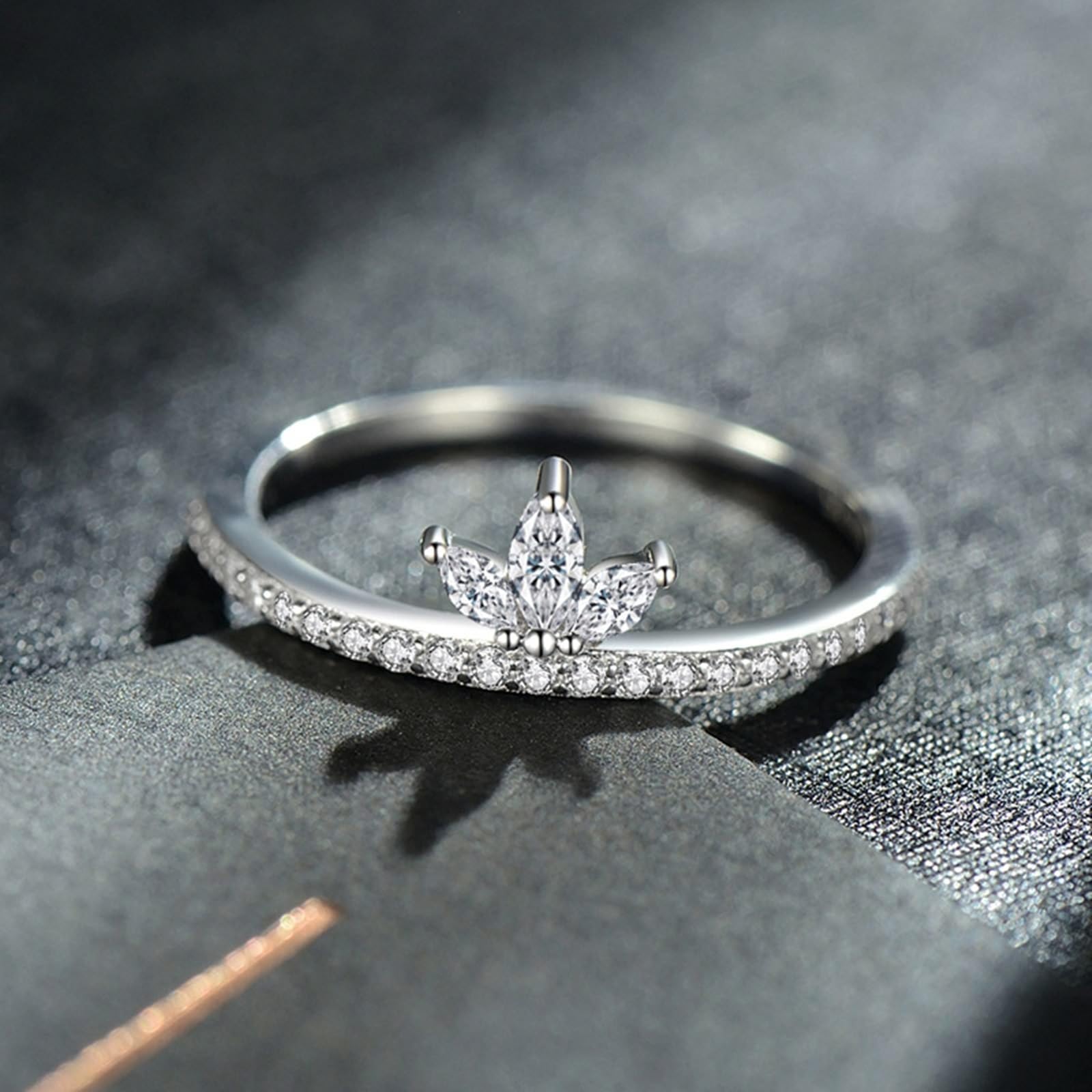 Anillo de oro blanco de 9 K/14 K para mujer, anillo de moissanite, piedras con incrustaciones de flores para parejas, anillos para mujer