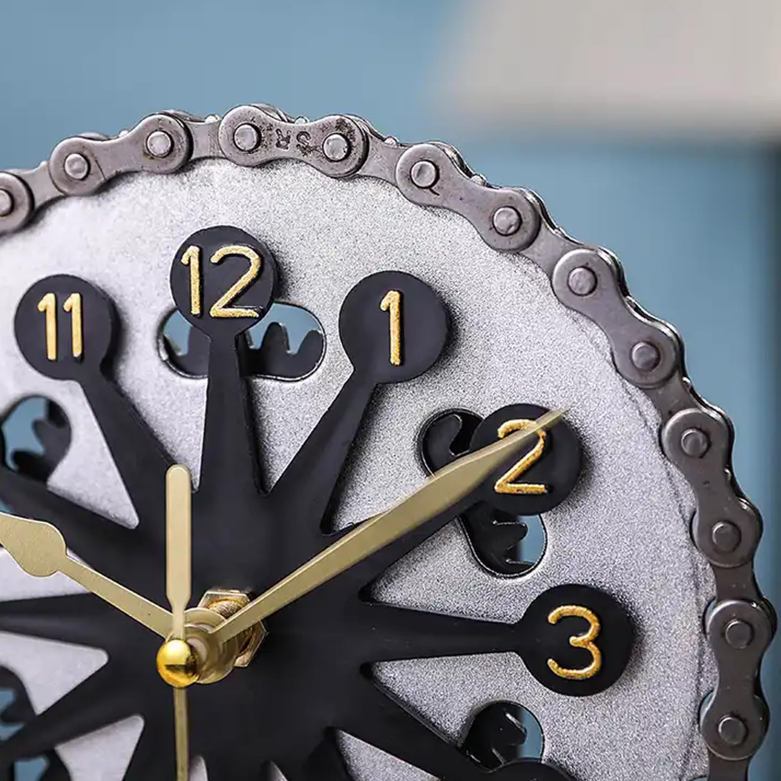 Vind klok bewegende tandwielen op - april 2026