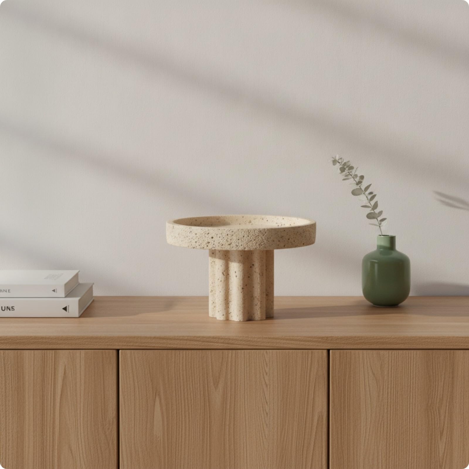 Fruttiera con Piedistallo | Accento Scultoreo per la Casa, Piatto Decorativo in Pietra Porosa, Vassoio in Pietra, Soggiorno, Sala da Pranzo, 26x26x9cm