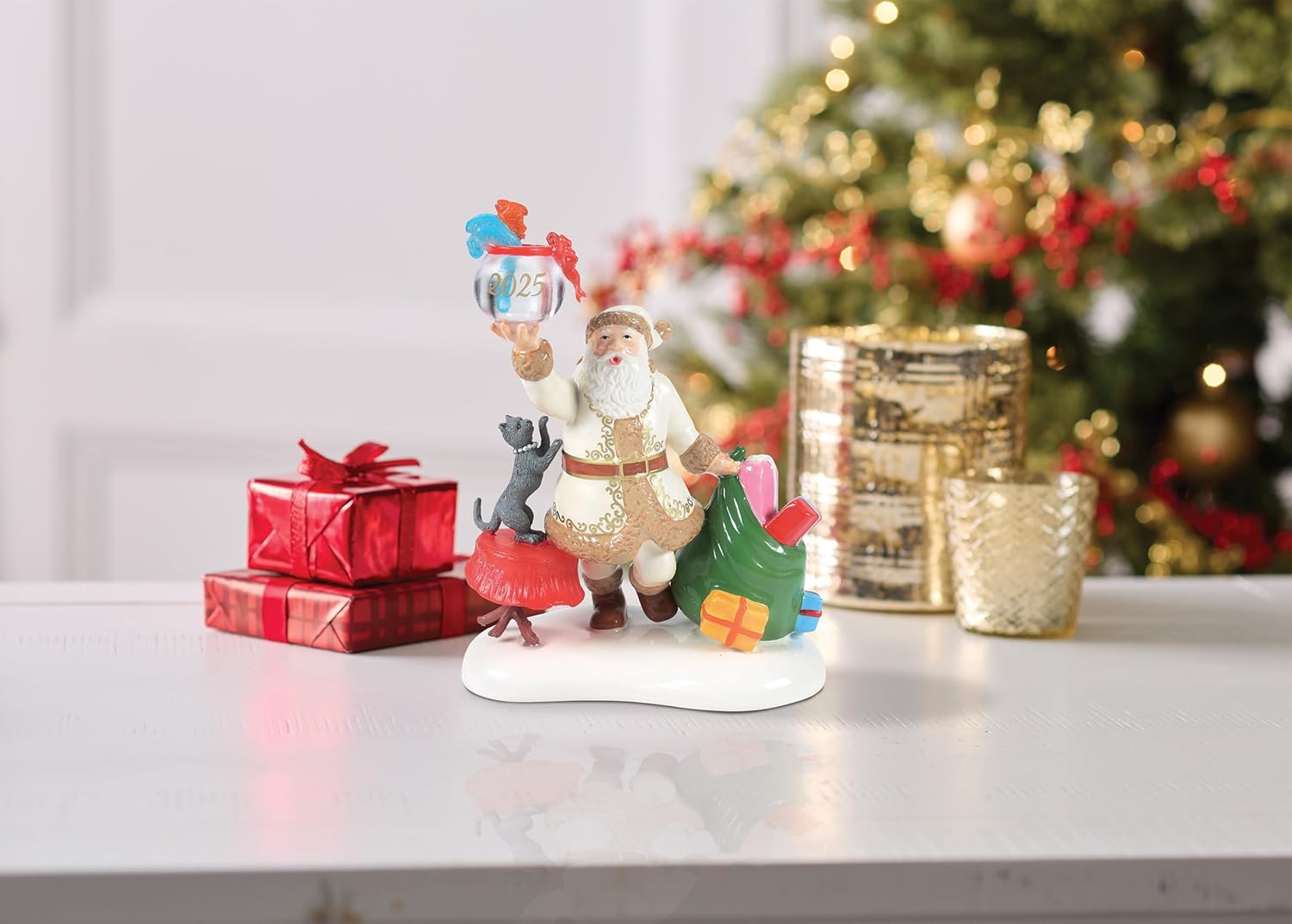Department 56 Original Snow Village Accessories Santa Comes to Town 2025 Dated Figurine, 4.65 Inch, Multicolor