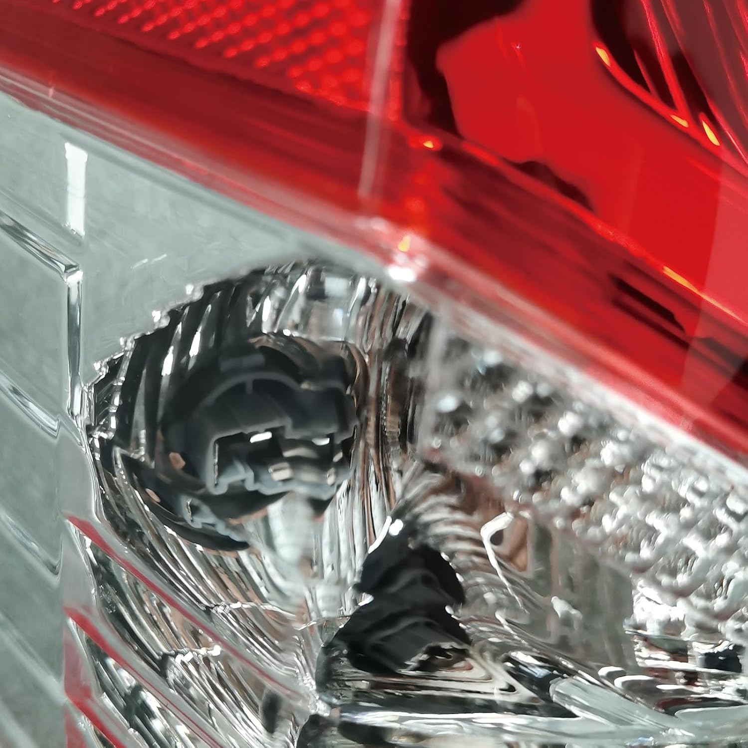Left Driver side Tail Light Assembly For 2014 2015 2016 2017 2018 2019 2020 2021 Toyota Tundra 1794 SR5 TRD Limited Pickup Truck Replacement Rear Brake Lamp Housing Red Lens W/Light Bulb Sockets(LH)