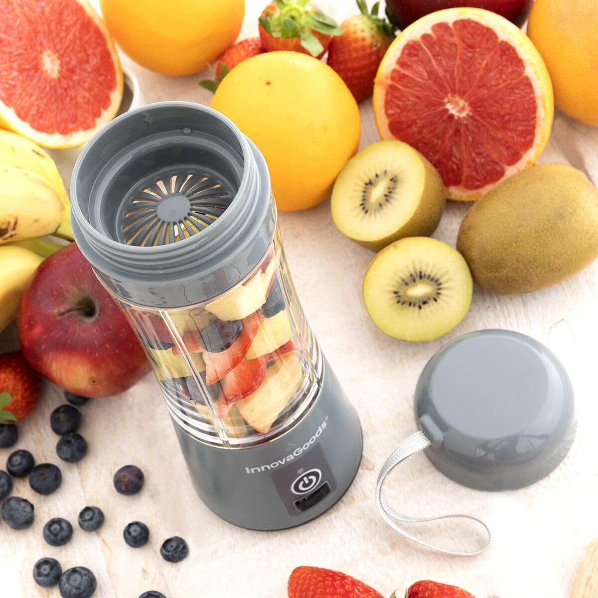 InnovaGoods® Mixer à Smoothie portable, Mixeur blender de 380 ml de capacité et 17000 tr/min. Mixeurs pour jus et smoothies, Mixeur portable idéal pour le Smoothie Maker, la détox, les purées pour b