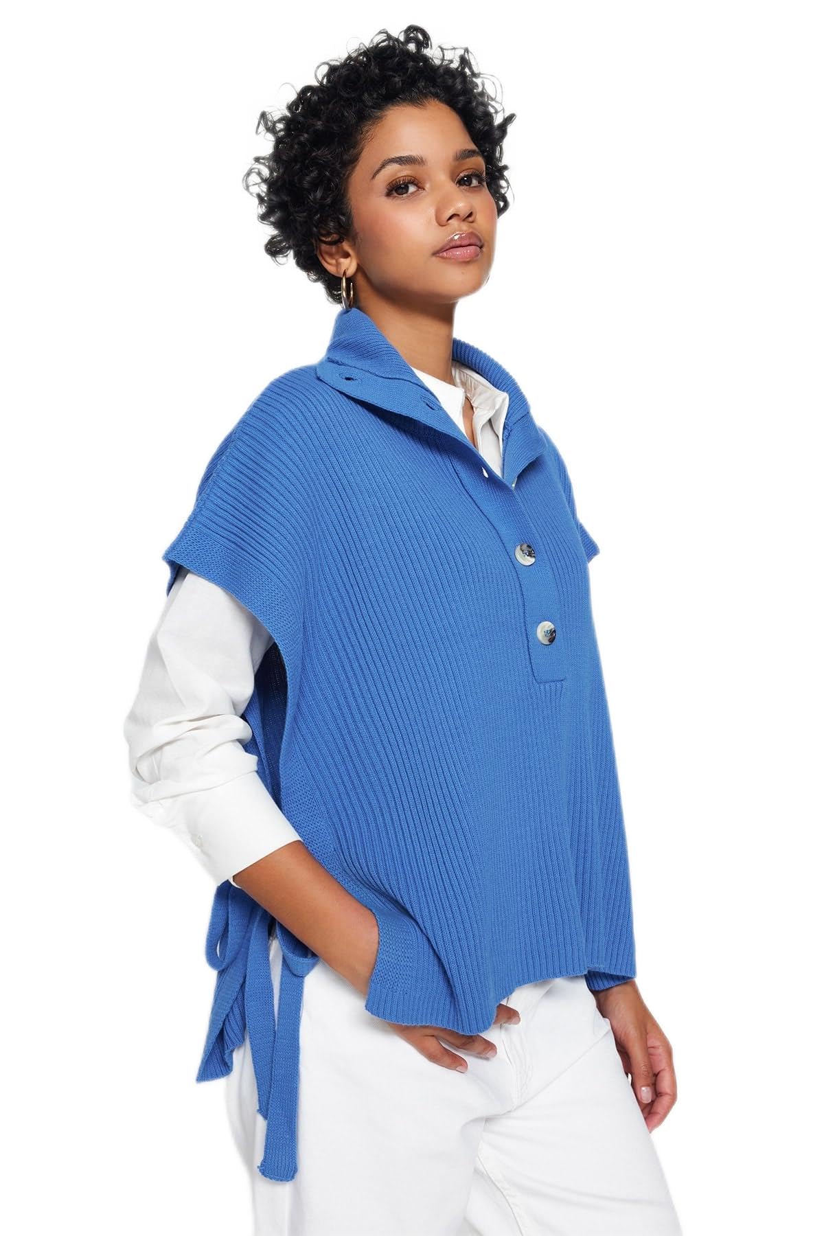 Trendyol FeMan Regular fit Basic Standing Collar Knitwear Sweater,Blue,S
