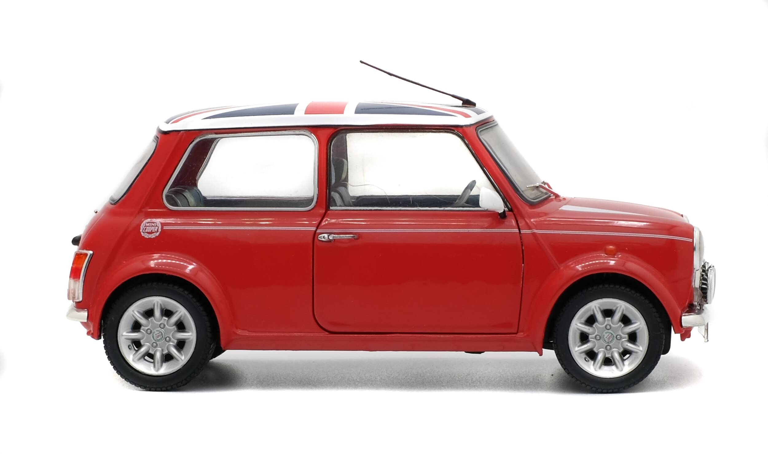 Amazon.com: solido 421184470 1:18 Mini Cooper Sport Pack-Red with