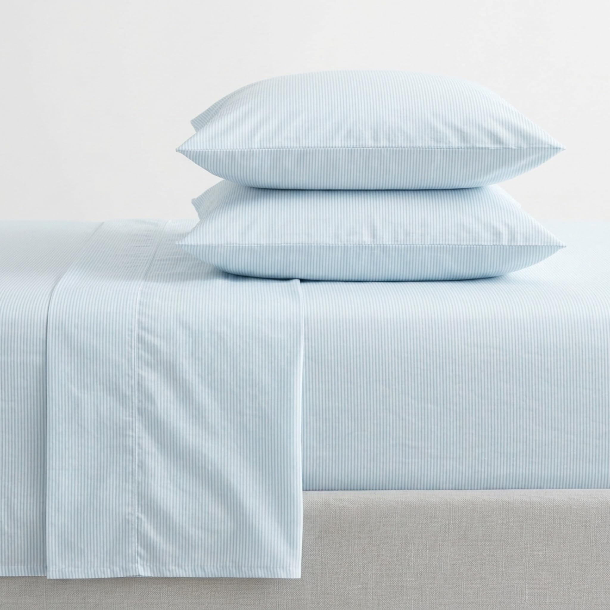 Martha Stewart - Queen Size Sheets Set, Crisp &amp; Tailored Cooling Sheets w/a Naturally Smooth Cotton Percale Lightweight Feel - Bed Sheets with Matching Pillowcases &amp; Fitted Sheet (Stripe Blue)