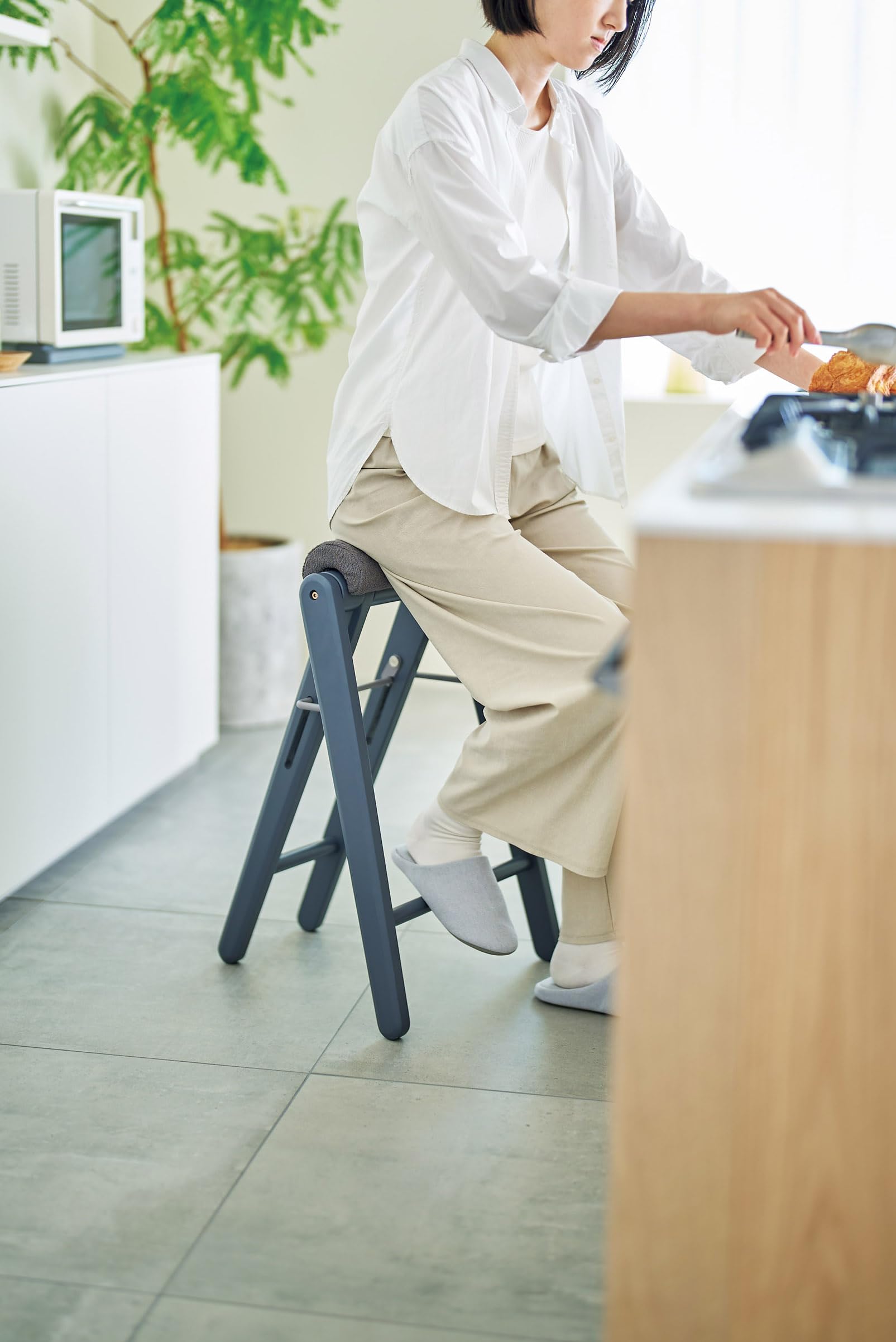 Amazon｜弘益 TITTO-FH ハイチェア (フォールディング ハイスツール