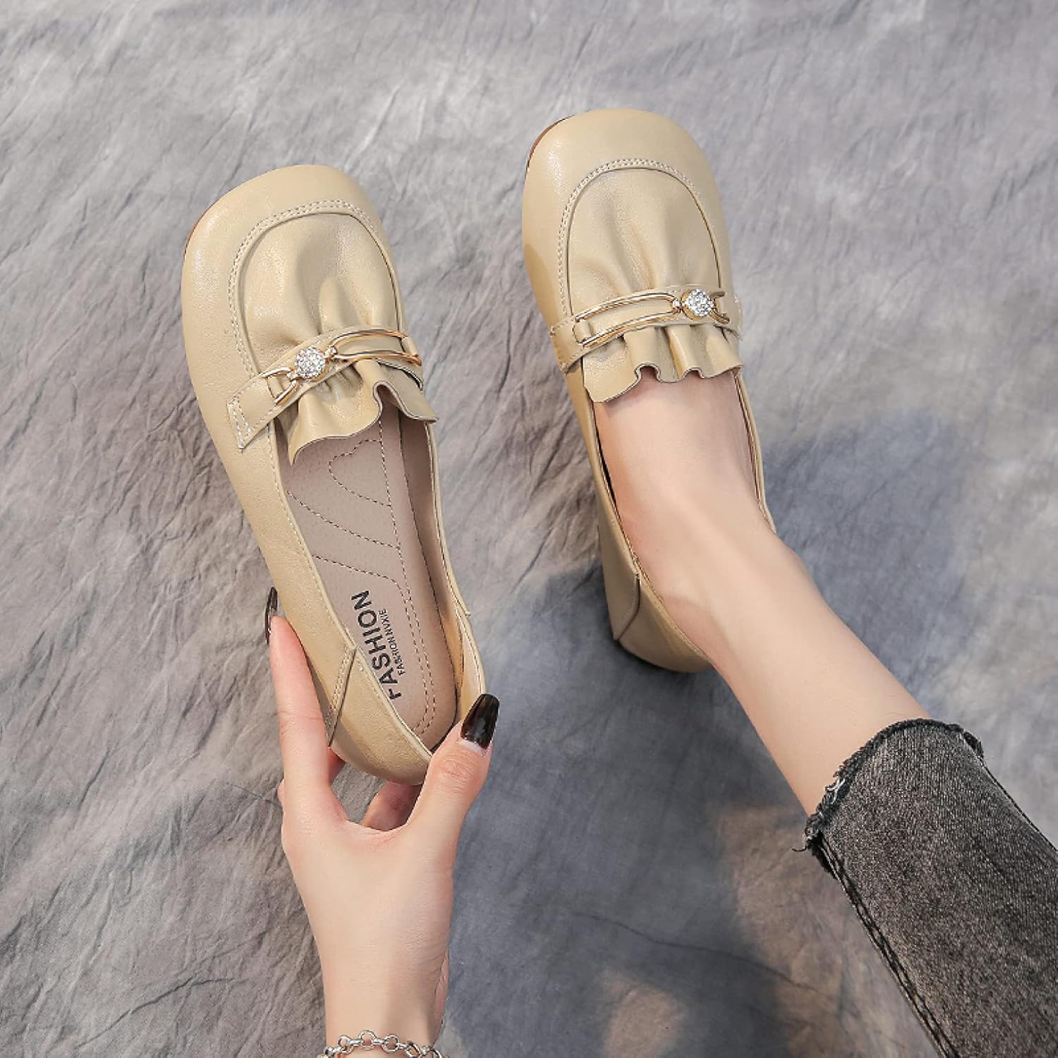 [PANLON] モカシン 歩きやすい フラットシューズ レディース ラウンドトゥ パンプス 婦人靴 ローヒール 軽量 滑り止め 痛