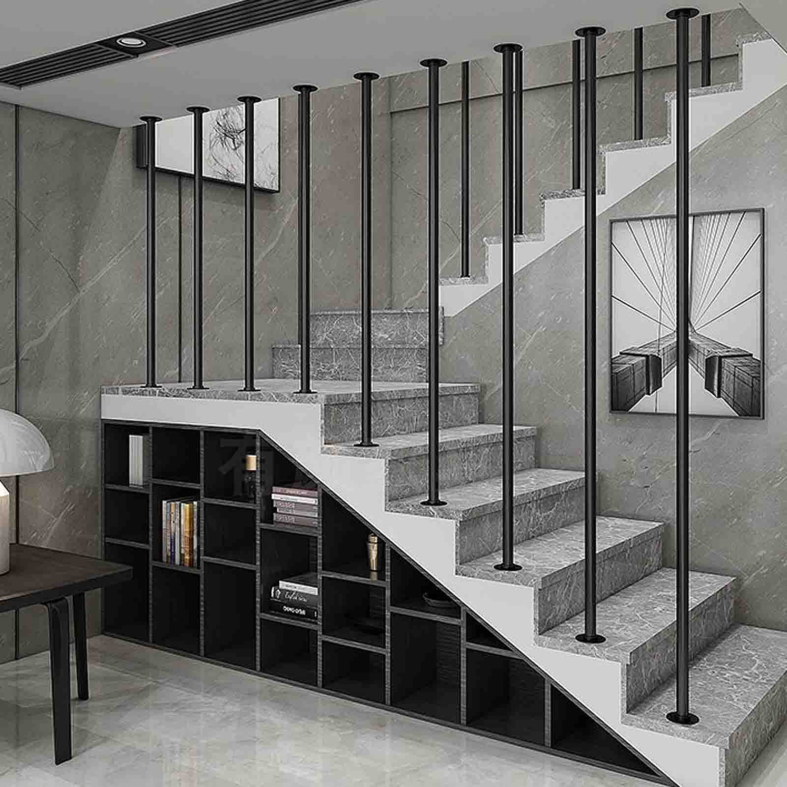 Main courante en fer noir pour escalier extérieur et marches de porche