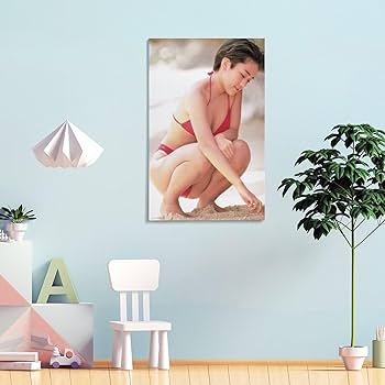 Amazon.co.jp: 西田ひかるセクシービキニ写真壁飾りポスター