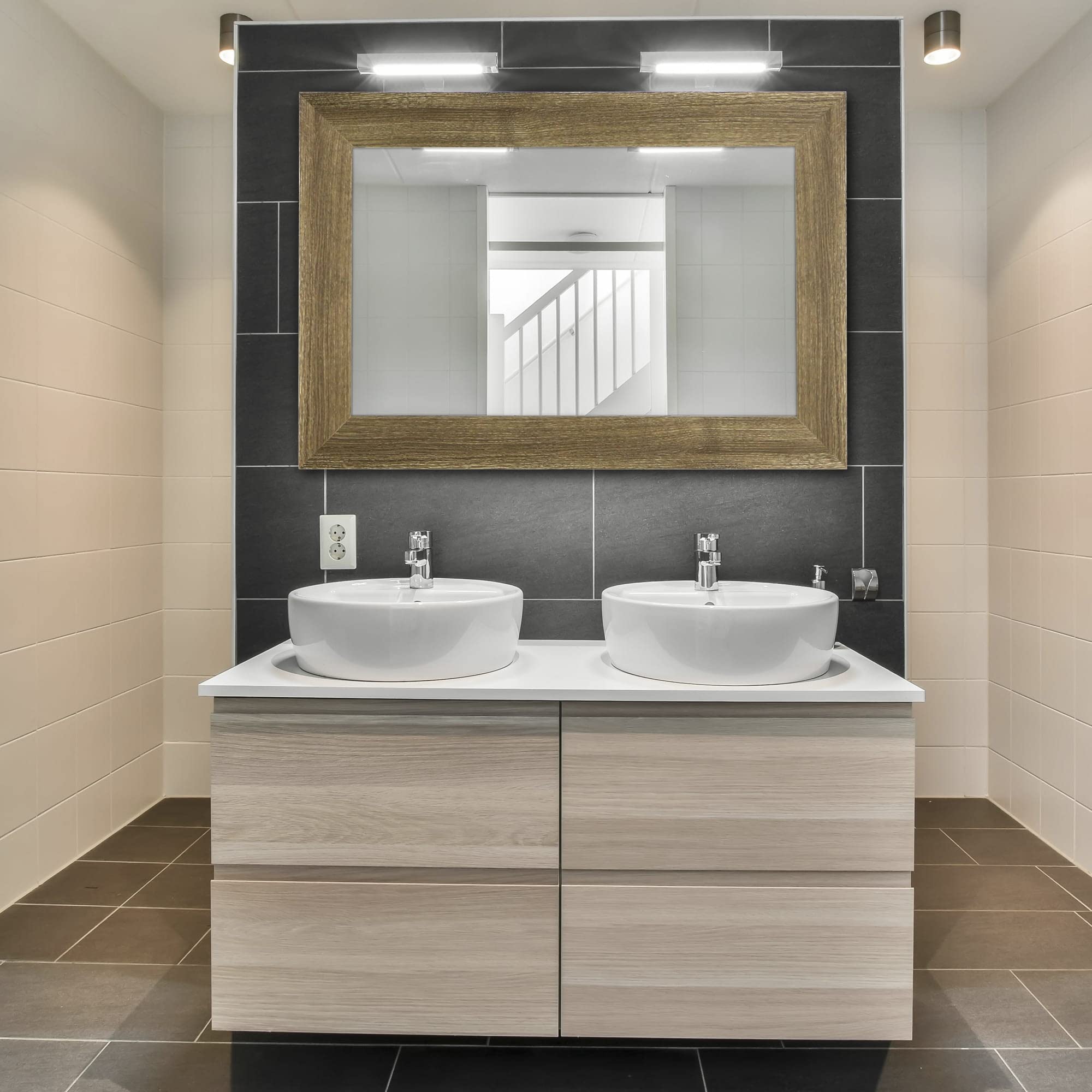la fabrica del cuadro Espejo de Pared Fabridao en España- Varios Tamaños y Colores - Espejo Vestidor, Salón, Baño, Entraditas- Modelo MDF8 (Nogal, 65x85 cm)