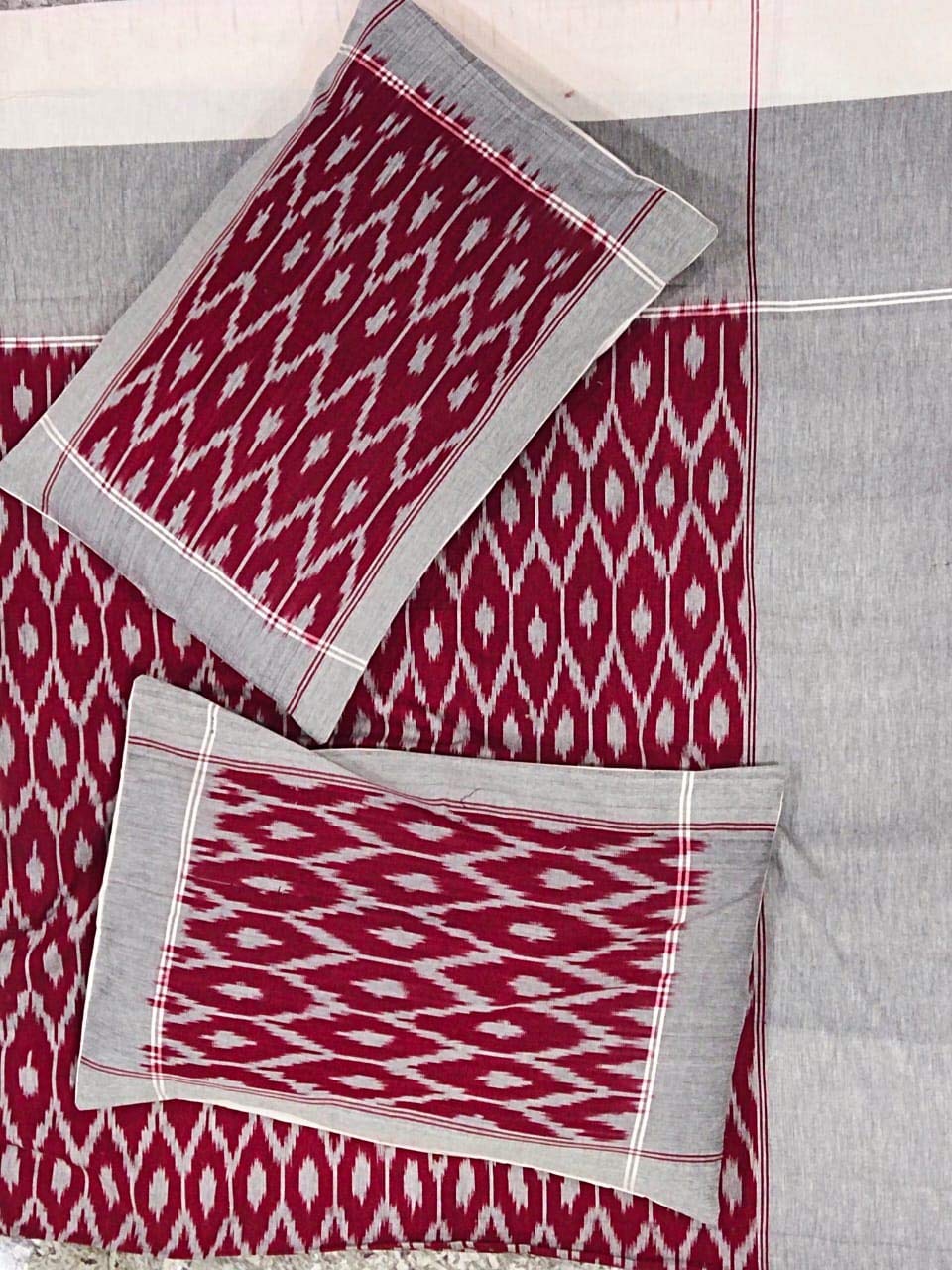 smart buy Pochampally Ikkat Hand Woven Cotton Double Bedsheet with 2 Pillow Covers Multicolour Handloom King Size Bedsheet (90x108 inches)