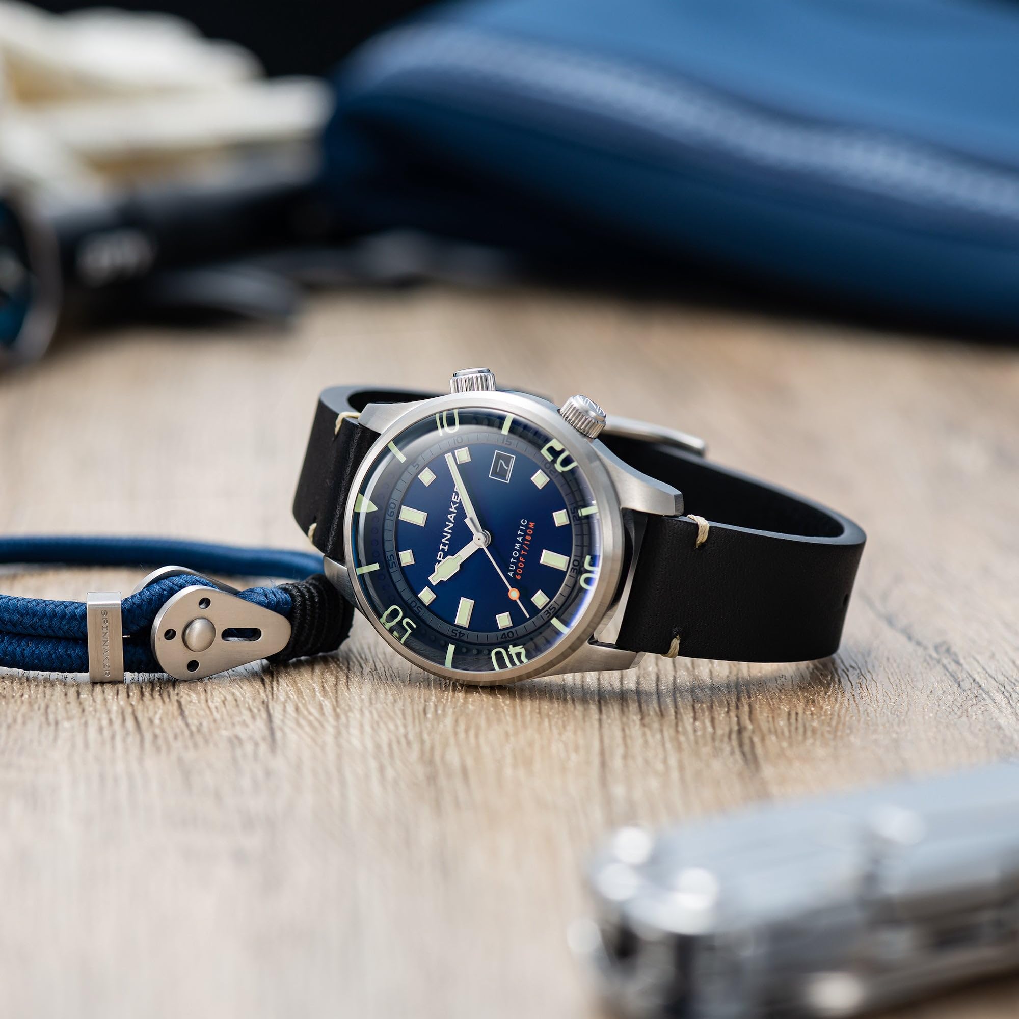 Spinnaker Męski 42 mm Bradner automatyczny zegarek z 3 wskazówkami z bransoletką z prawdziwej skóry lub stali nierdzewnej SP-5062