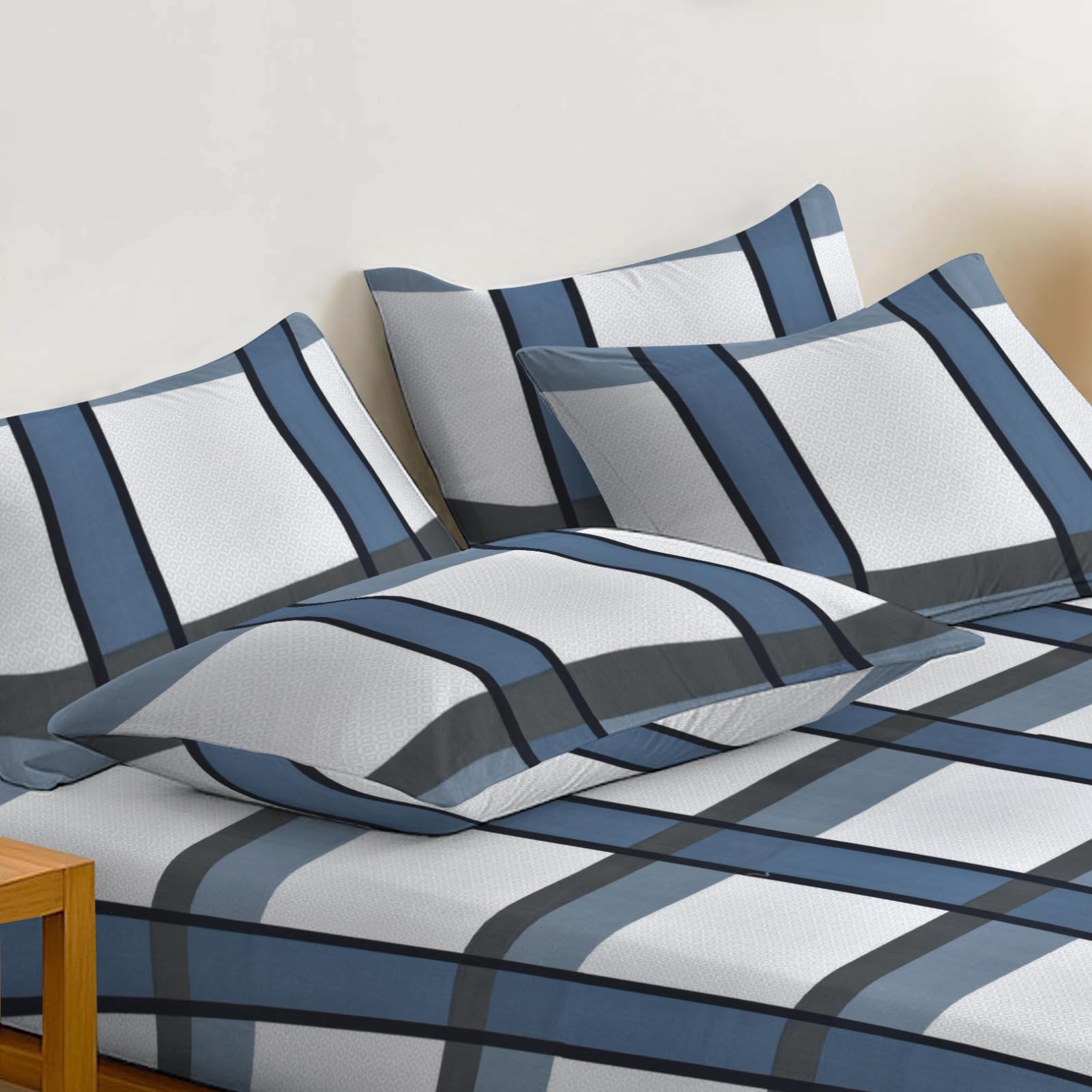 EverSoft Bedding Pack of 4 Pillowcases 50x75cm Soft Pillow Cases - Wrinkle Free Easy Care Pillow Covers - Standard Size Pillow Cases Set of 4
