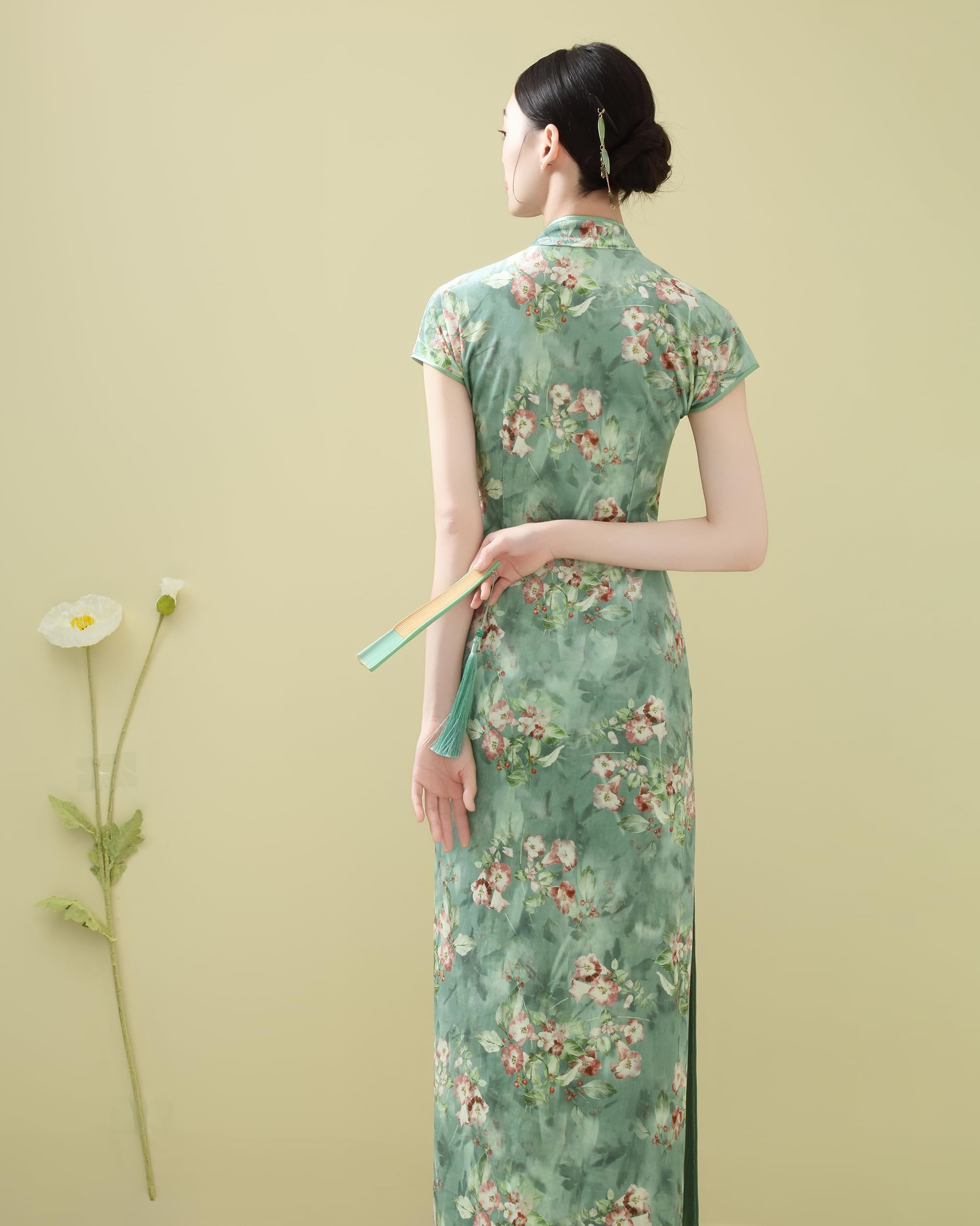 ROYAL SMEELA Robe Cheongsam Longue Femme en Velours,Qipao Chinoise avec Col Mandarin et Manches Courtes