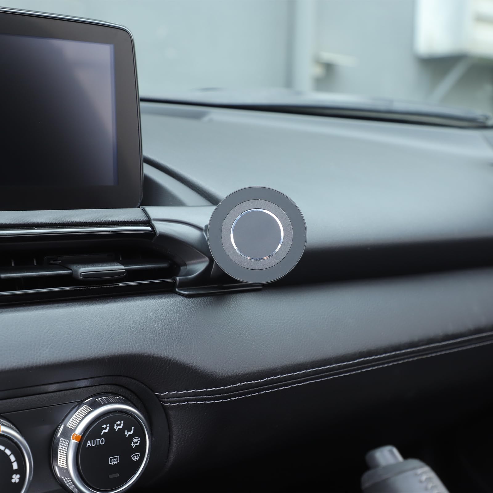 HAPPYHORSE Supporto per telefono da auto compatibile con Mazda MX-5 ND 2016-2024, supporto per telefono cellulare con controllo centrale per bocchetta dell'aria (stile E)