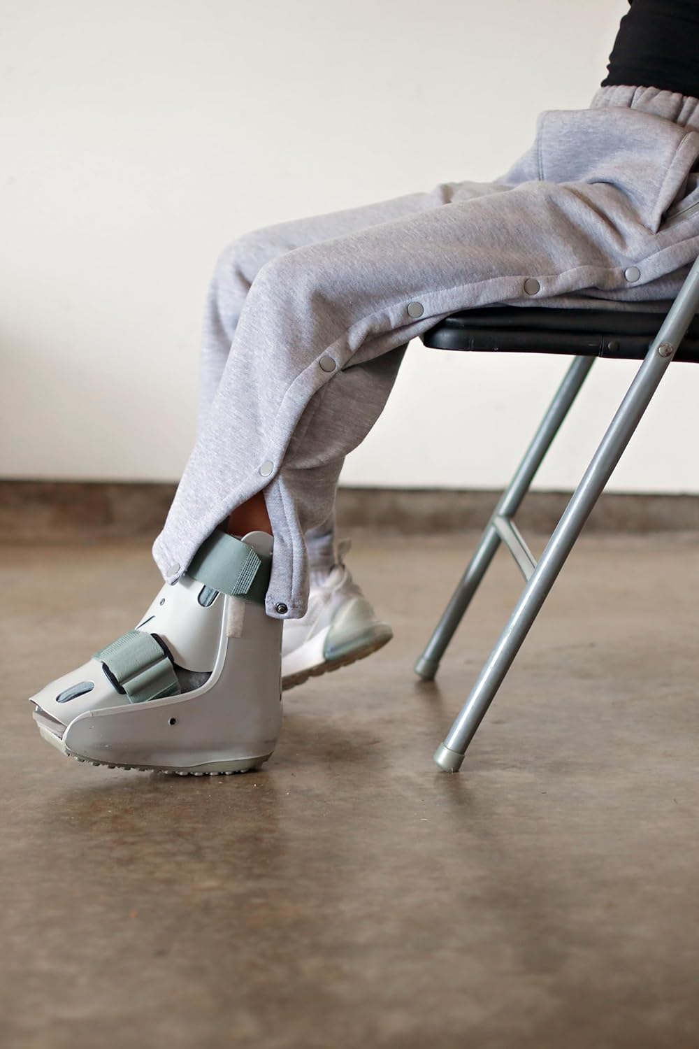 Funny Guy Mugs Unisex Polyester/Cotton Breakaway Sweatpants for Kids - Post-Surgery Snap Button Tear-Away Elastic Waist Pants