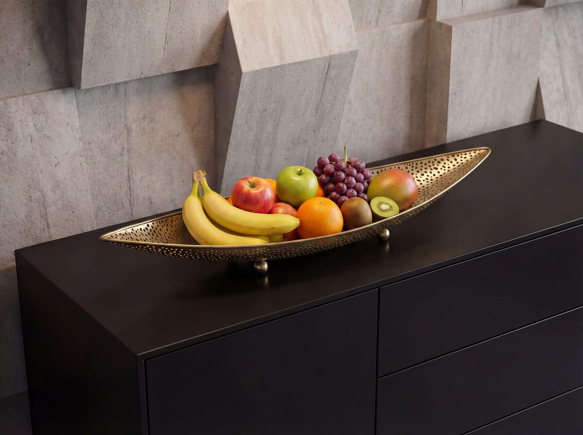 FineBuy Misa na owoce 60 x 16 x 9 cm Aluminium Złota Ręcznie robiona | długi kosz na owoce w kształcie łodzi, ręcznie robiony metalowy kosz na owoce, ażurowa misa na kredens, dekoracja stołu do ku