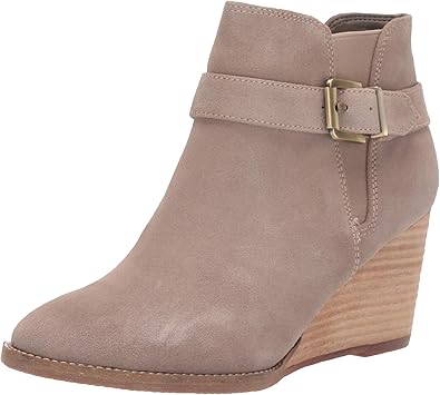blondo wedge bootie