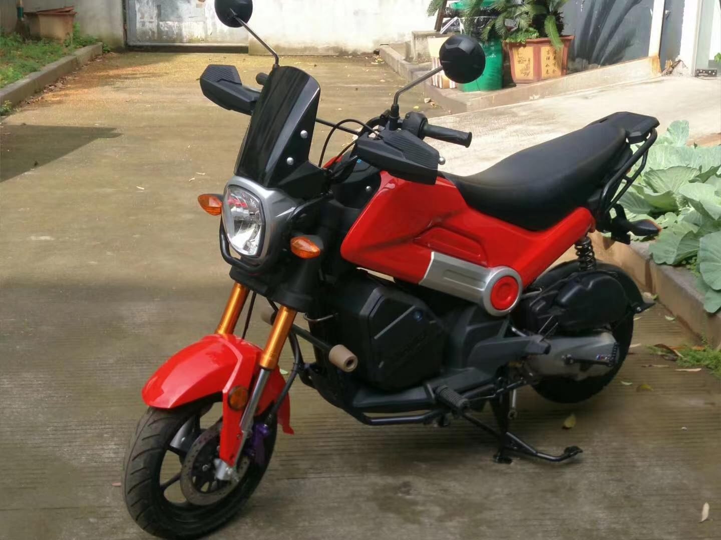 Mokuo Motorcycle Handlebar Guard Handgrip Covers in PP Material Compatible with Honda Navi 2022 2023,Navi Handle Protector Cover Black Color