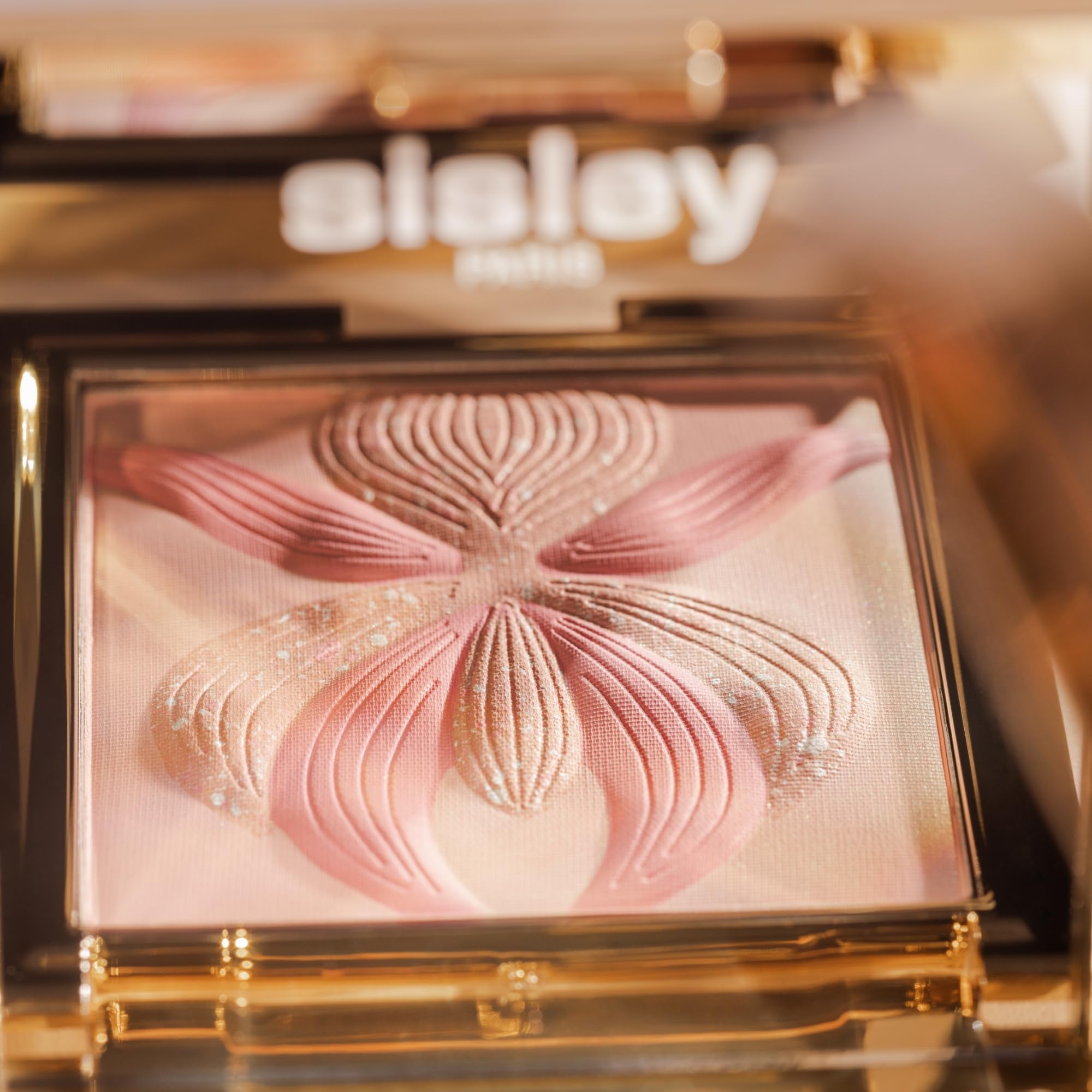 Amazon.com: Sisley Paris L'Orchidee 2 Rose - Highlighter Blush