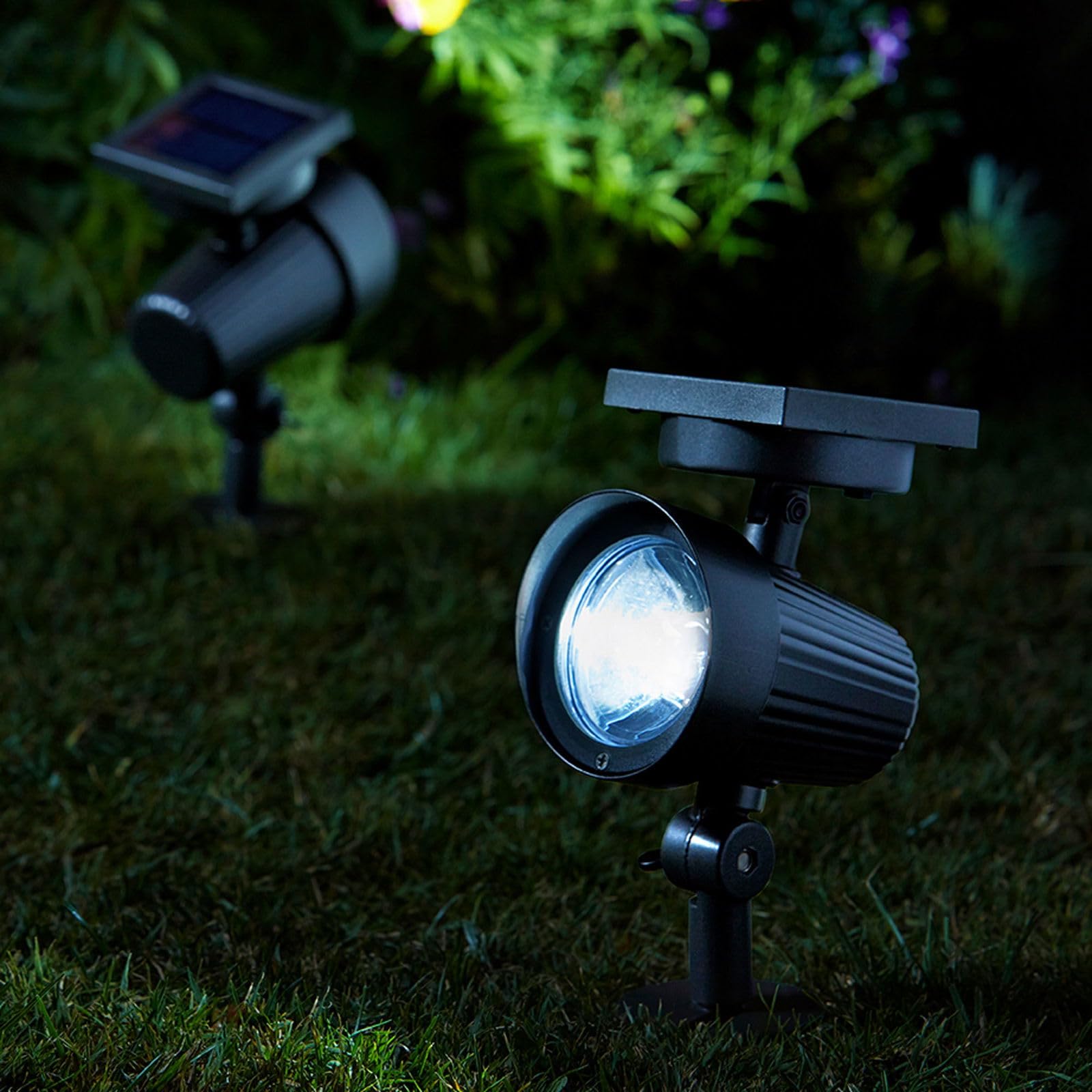 Smart Garden Solar Powered Ultra Spot Stake Light 30 Lumen